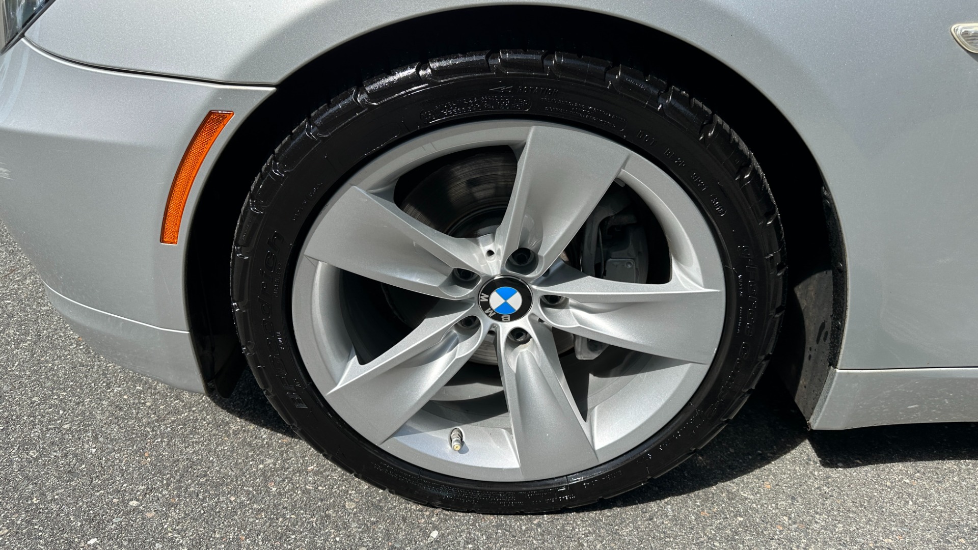 Used 2009 BMW 5 Series 528i / SPORT PACKAGE / PREMIUM PACKAGE / DAKOTA LEATHER for sale $14,995 at Formula Imports in Charlotte NC 28227 46