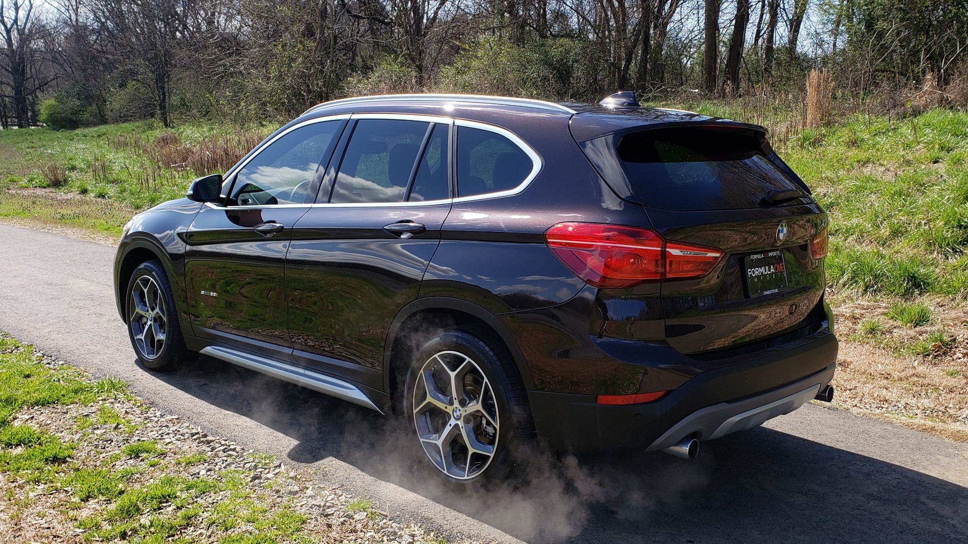Used 2017 BMW X1 SDRIVE28I PREMIUM / DRVR ASST / PANO-ROOF / REARVIEW for sale Sold at Formula Imports in Charlotte NC 28227 3