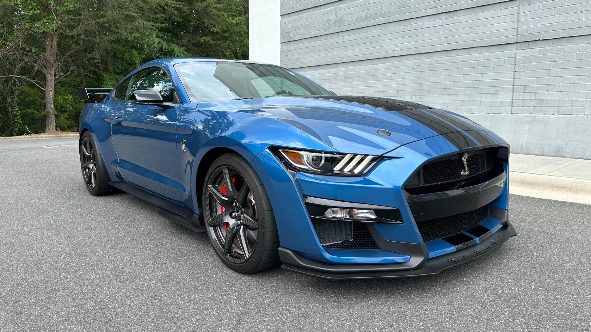 Used 2021 Ford Mustang SHELBY GT500 / CARBON FIBER TRACK PACK / RECARO / TECH PKG / PAINTED STRIPE for sale $118,000 at Formula Imports in Charlotte NC 28227 2