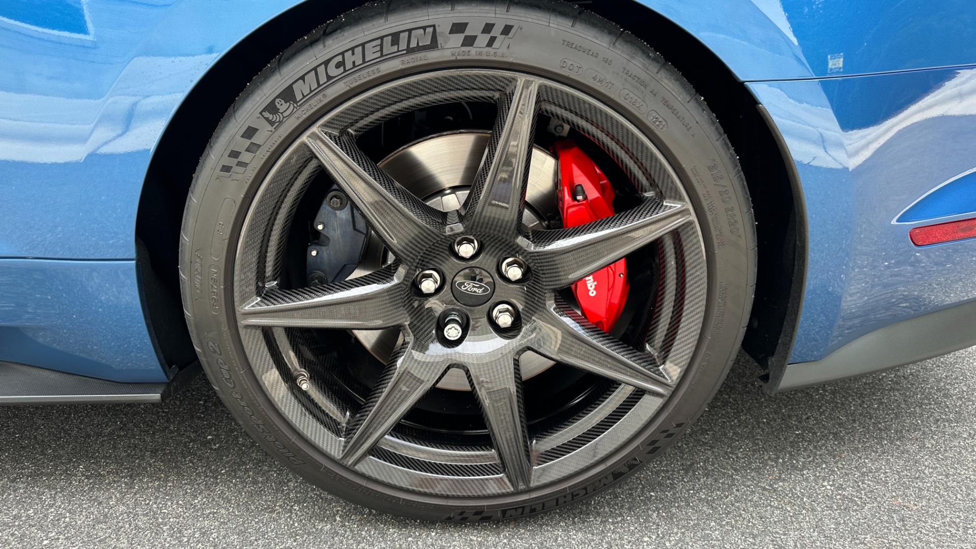 Used 2021 Ford Mustang SHELBY GT500 / CARBON FIBER TRACK PACK / RECARO / TECH PKG / PAINTED STRIPE for sale $118,000 at Formula Imports in Charlotte NC 28227 44