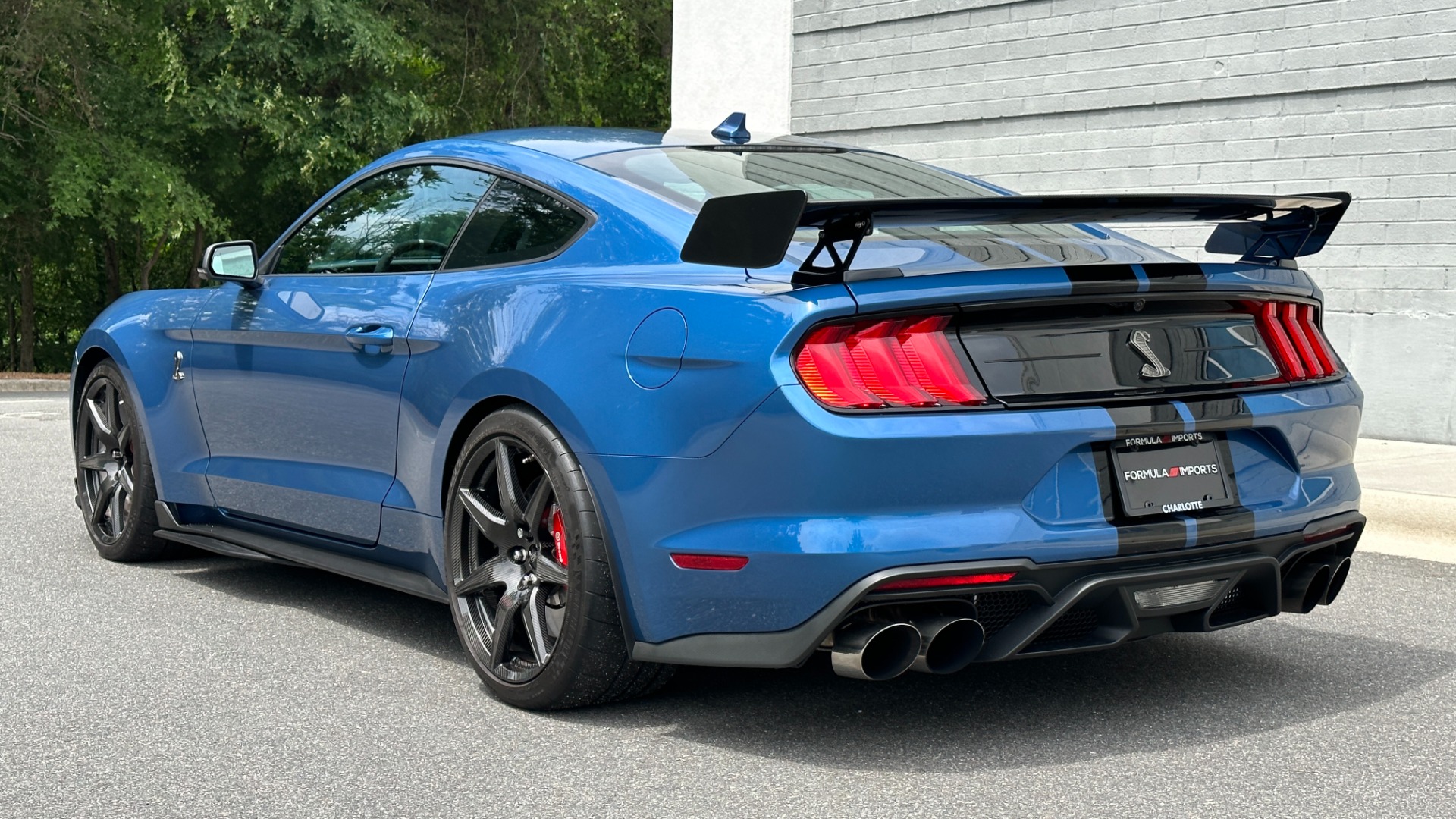 Used 2021 Ford Mustang SHELBY GT500 / CARBON FIBER TRACK PACK / RECARO / TECH PKG / PAINTED STRIPE for sale $118,000 at Formula Imports in Charlotte NC 28227 9