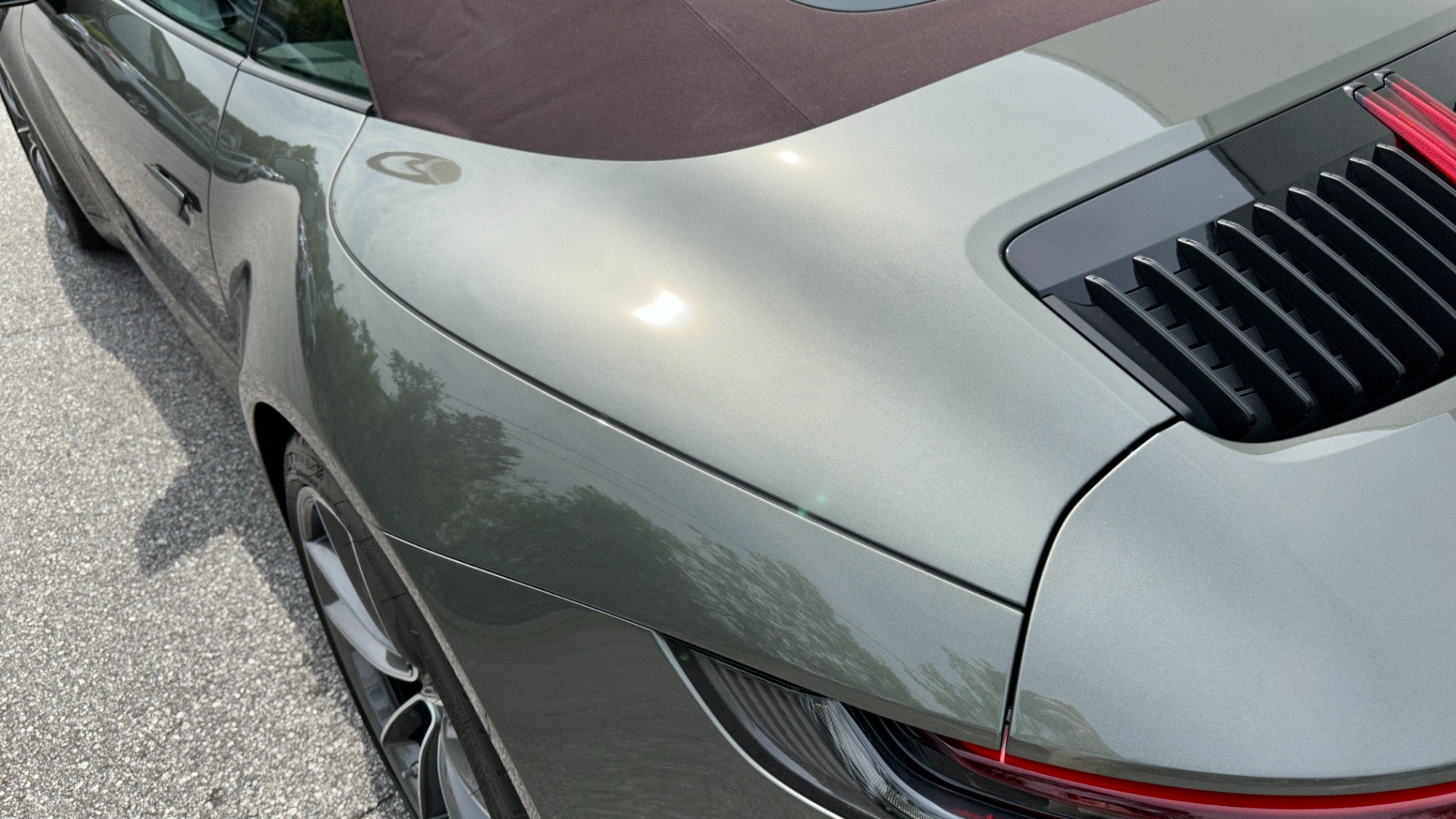Used 2023 Porsche 911 Carrera for sale $144,995 at Formula Imports in Charlotte NC 28227 19