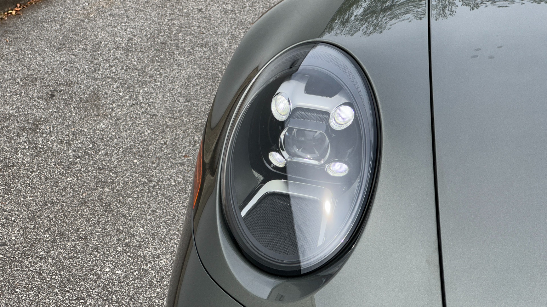 Used 2023 Porsche 911 Carrera for sale $144,995 at Formula Imports in Charlotte NC 28227 27