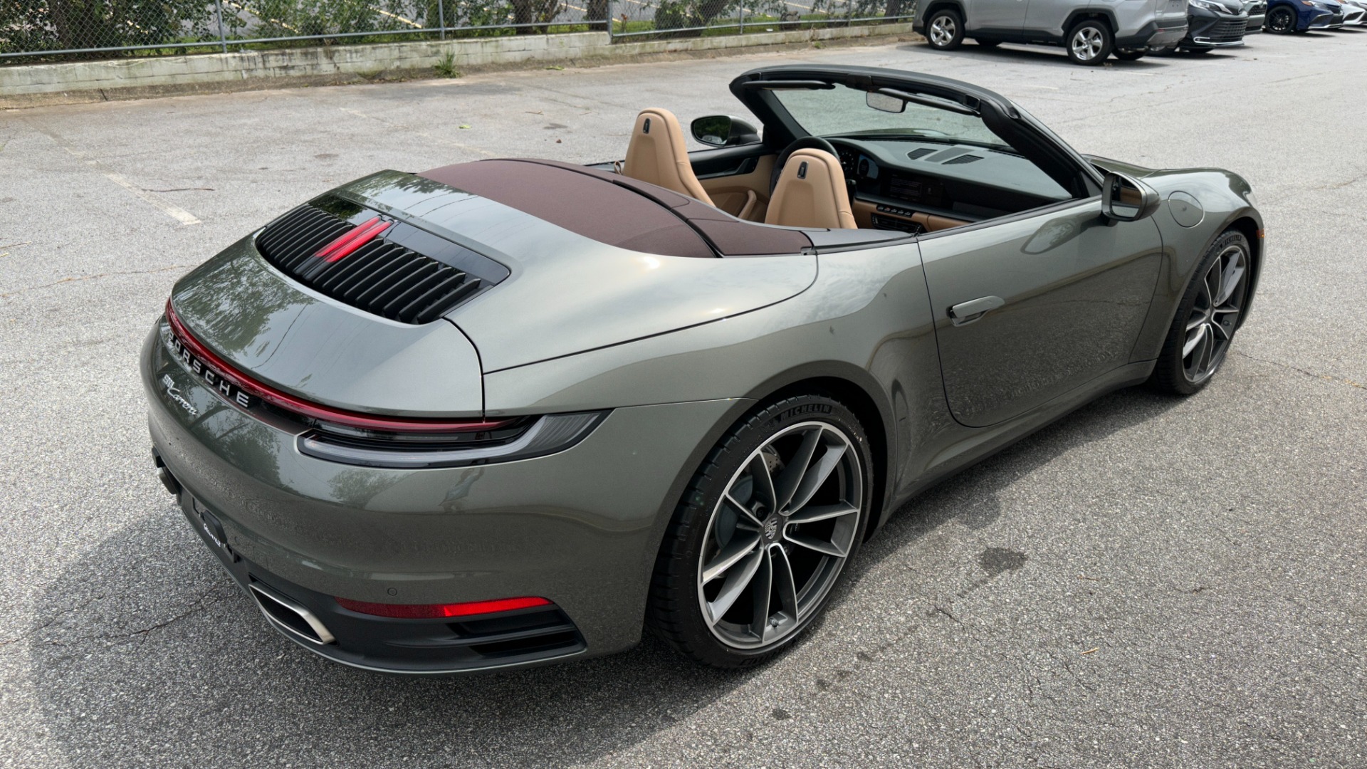 Used 2023 Porsche 911 Carrera for sale $144,995 at Formula Imports in Charlotte NC 28227 3