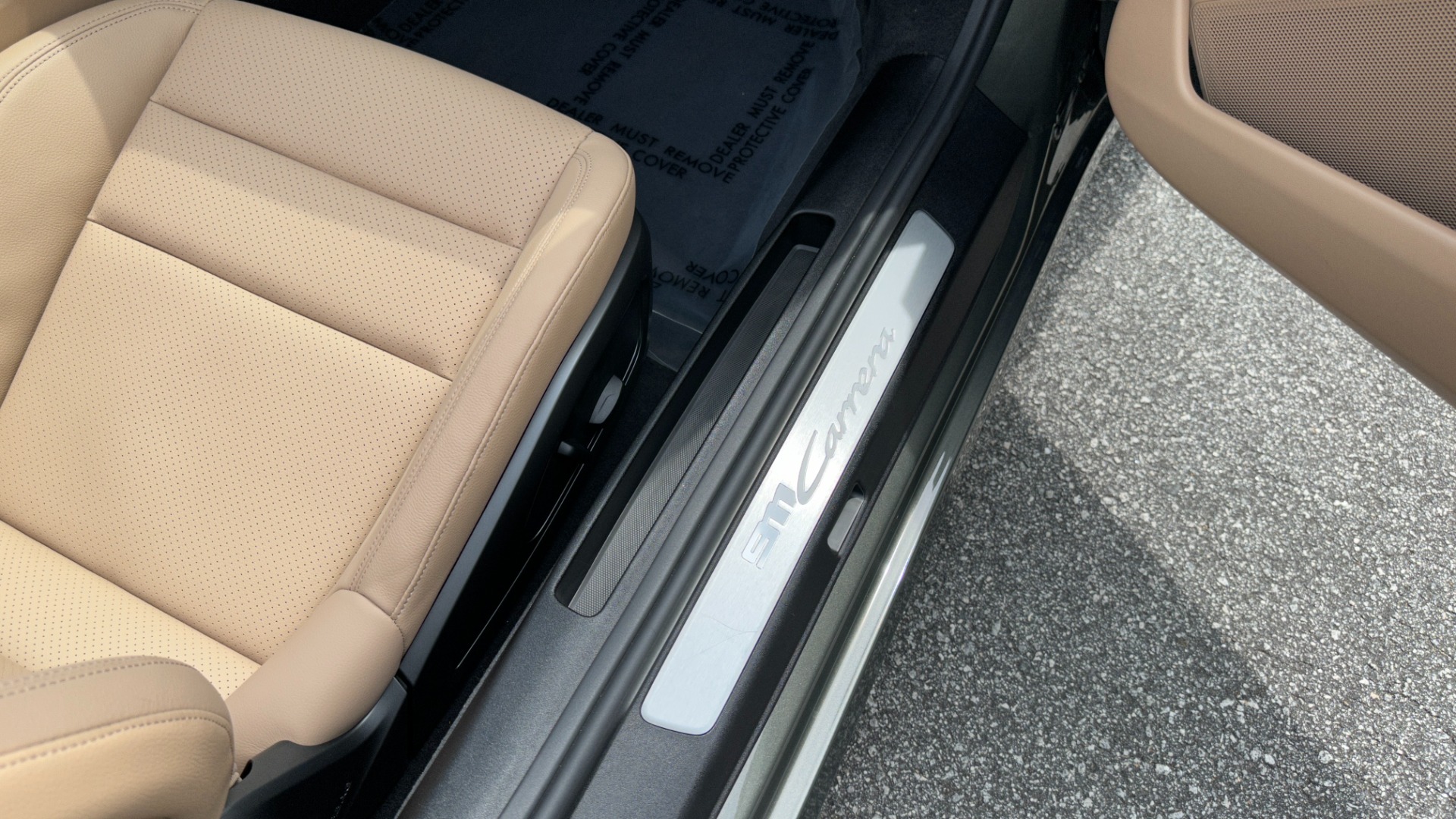 Used 2023 Porsche 911 Carrera for sale $144,995 at Formula Imports in Charlotte NC 28227 36