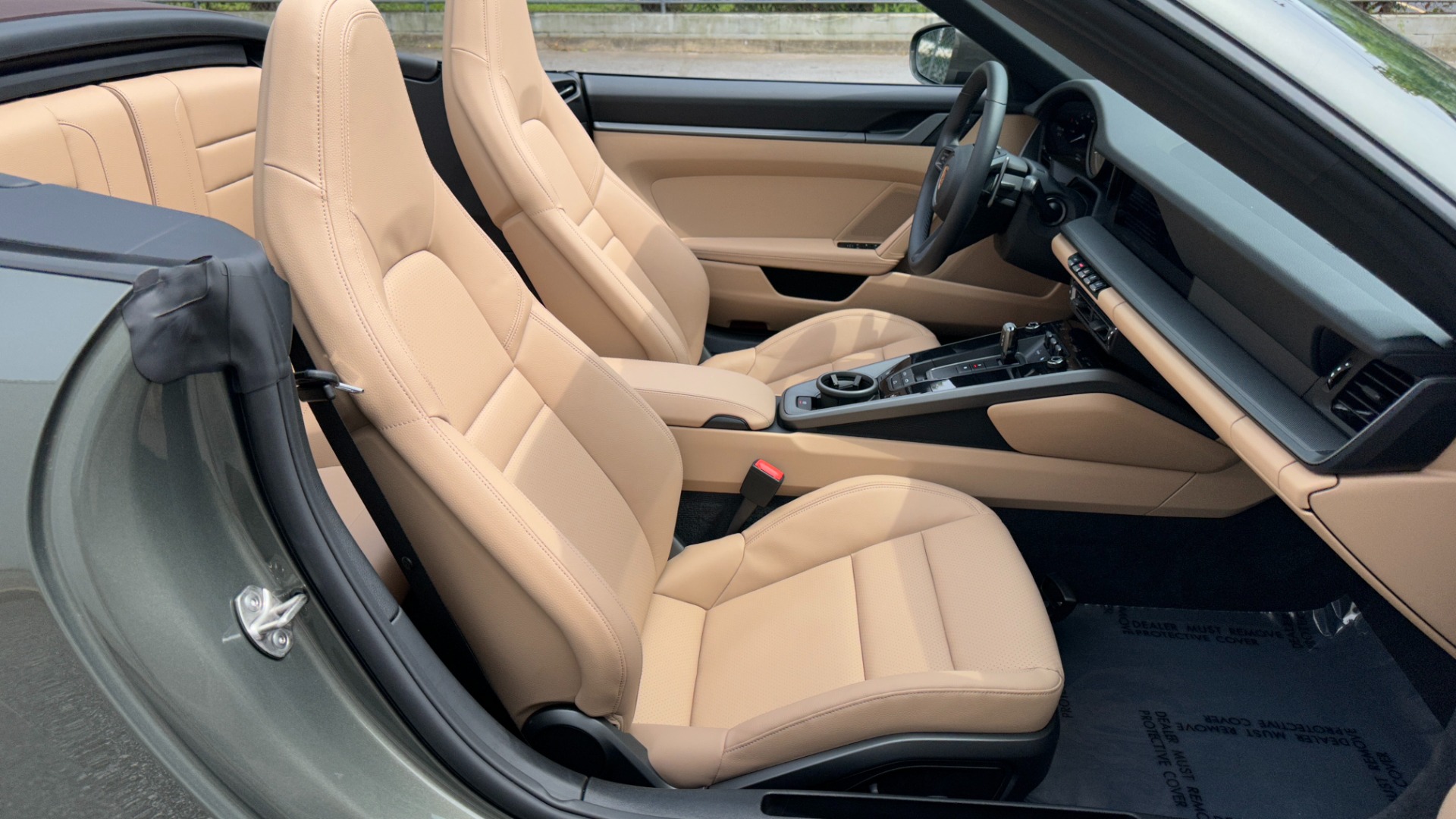 Used 2023 Porsche 911 Carrera for sale $144,995 at Formula Imports in Charlotte NC 28227 39