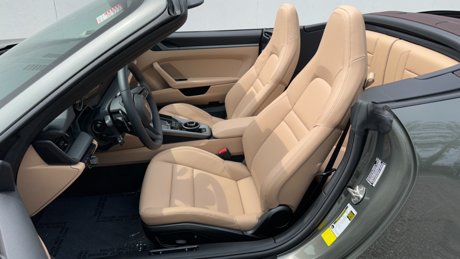 Used 2023 Porsche 911 Carrera for sale $144,995 at Formula Imports in Charlotte NC 28227 44