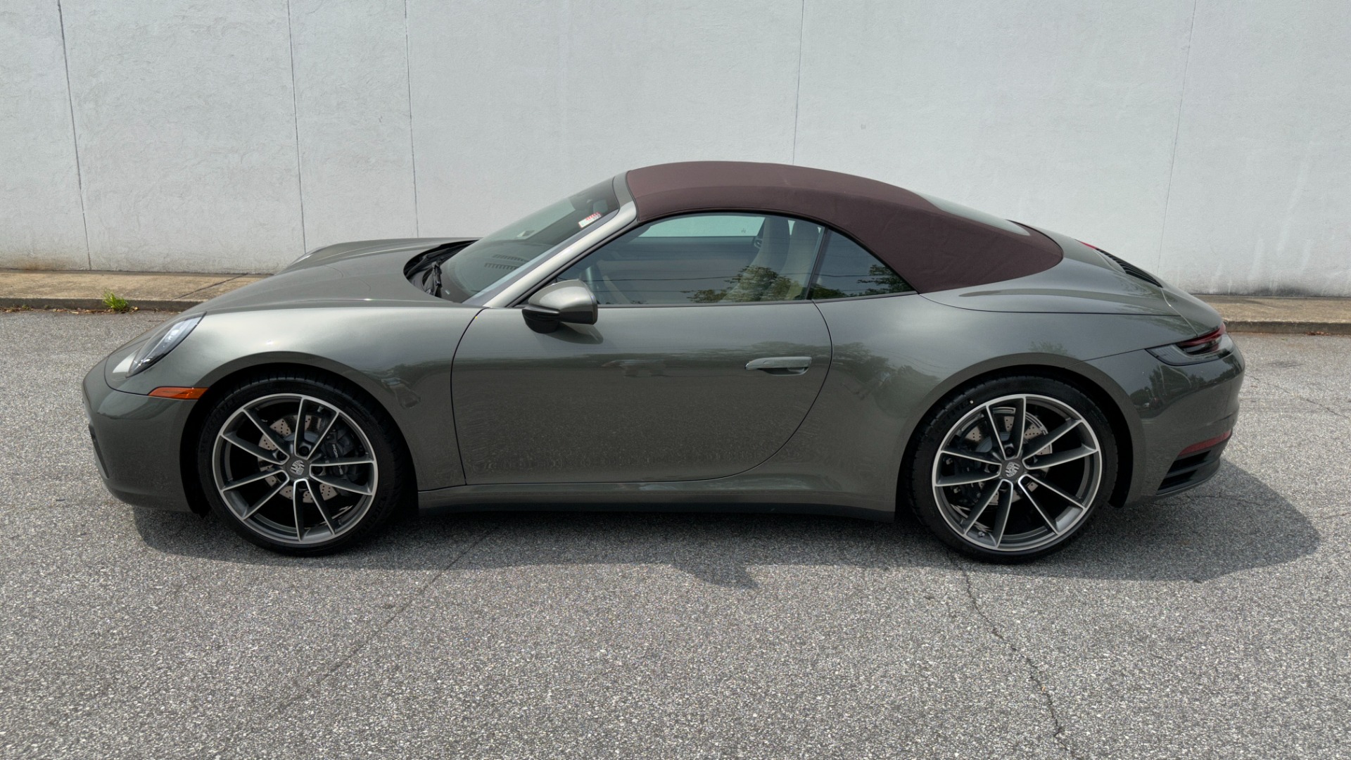 Used 2023 Porsche 911 Carrera for sale $144,995 at Formula Imports in Charlotte NC 28227 5