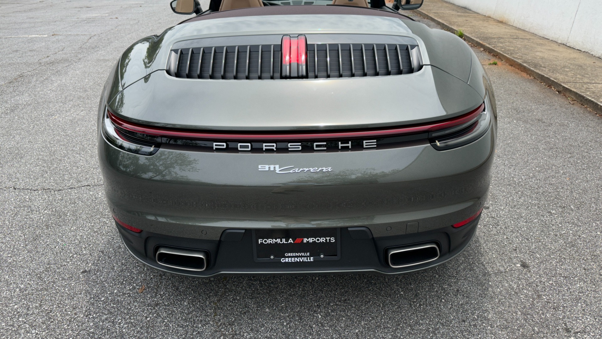 Used 2023 Porsche 911 Carrera for sale $144,995 at Formula Imports in Charlotte NC 28227 7