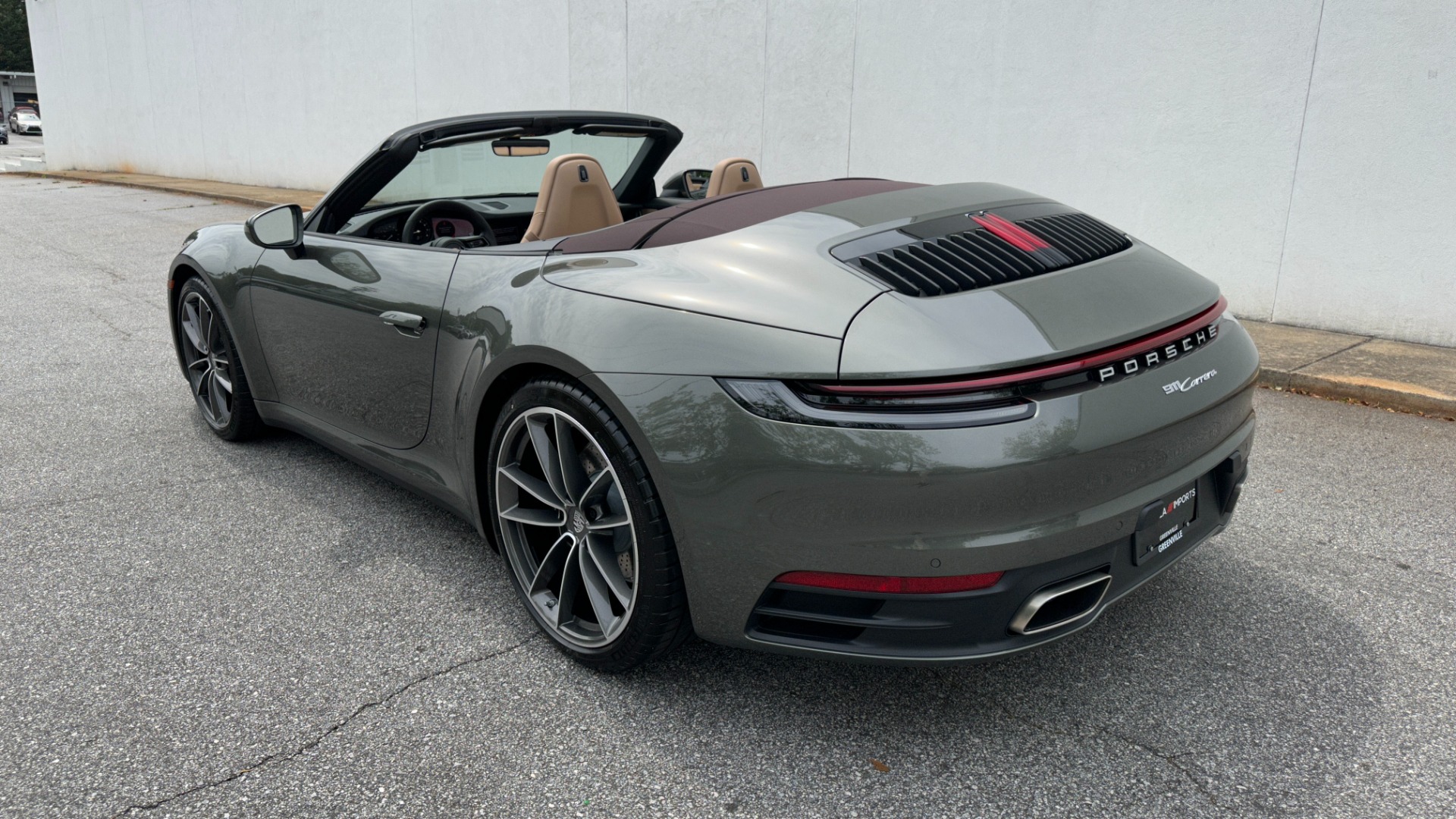 Used 2023 Porsche 911 Carrera for sale $144,995 at Formula Imports in Charlotte NC 28227 8