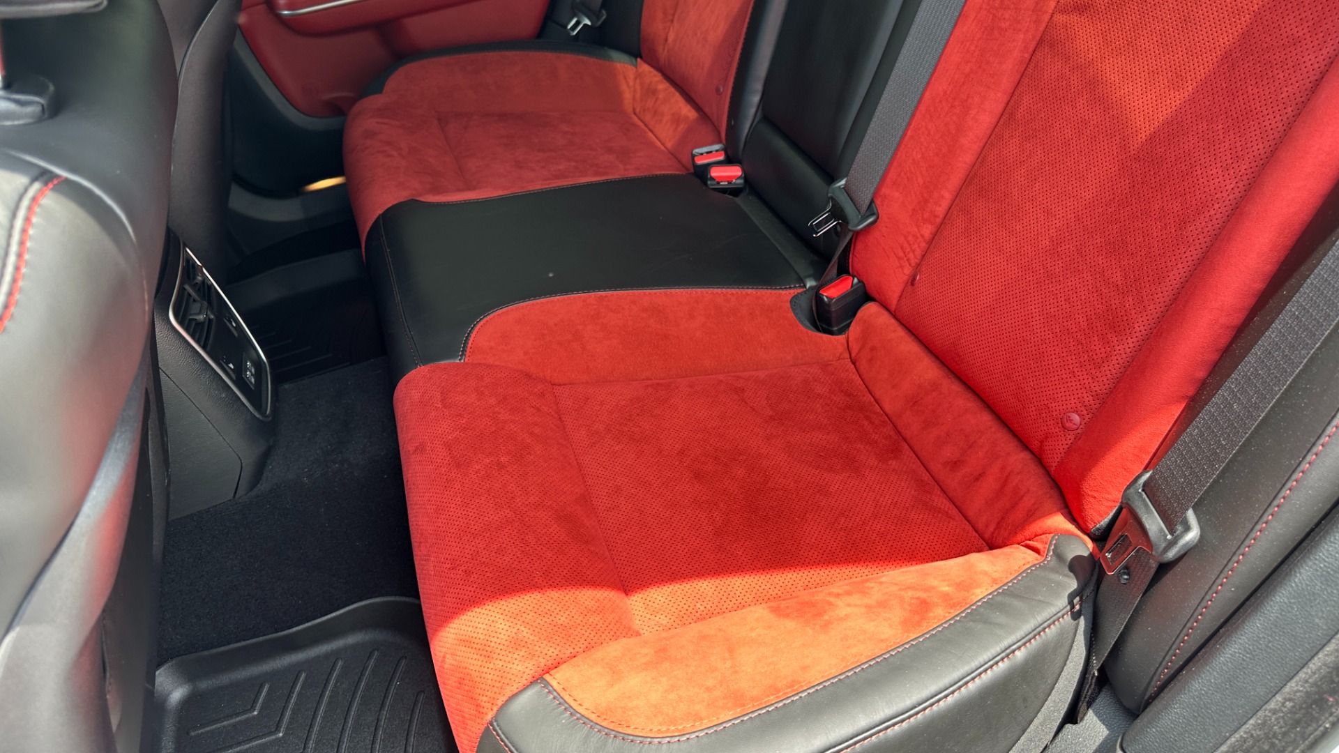 Used 2022 Dodge Charger SCAT PACK / PLUS GROUP / DYNAMIC / RED INTERIOR / PAINT PROTECTION / CUSTOM for sale Call for price at Formula Imports in Charlotte NC 28227 26
