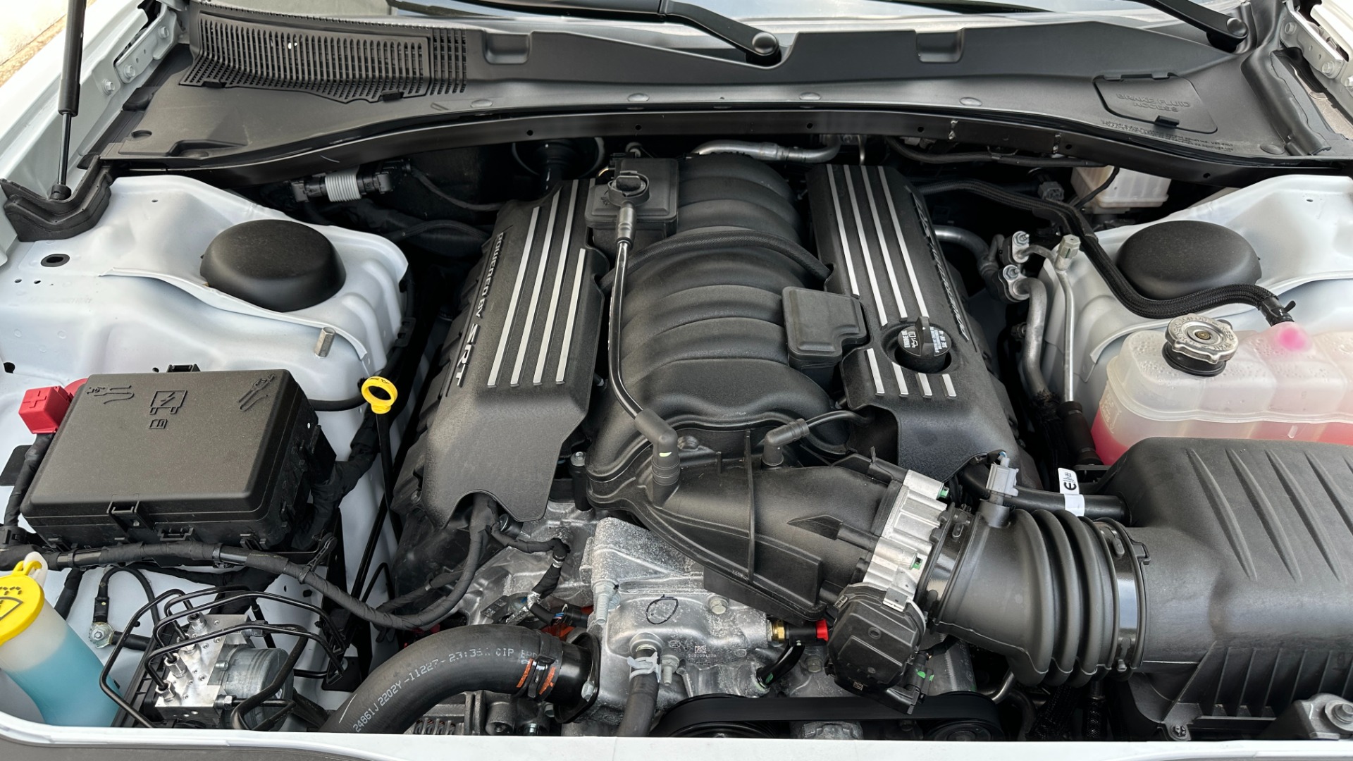 Used 2022 Dodge Charger SCAT PACK / PLUS GROUP / DYNAMIC / RED INTERIOR / PAINT PROTECTION / CUSTOM for sale Call for price at Formula Imports in Charlotte NC 28227 40