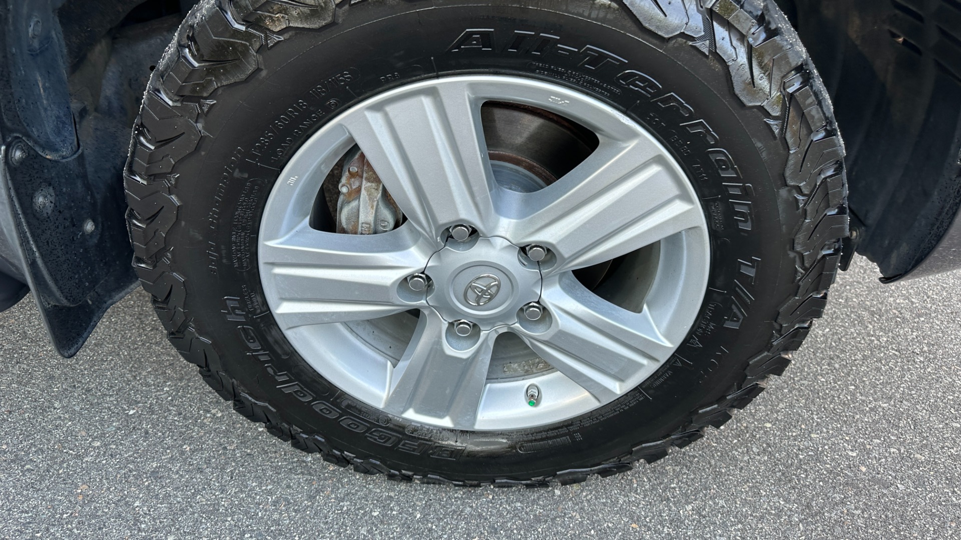 Used 2015 Toyota Land Cruiser 3RD ROW / LEATHER / HEATED SEATS / NAV / DVD / LOADED for sale Sold at Formula Imports in Charlotte NC 28227 54