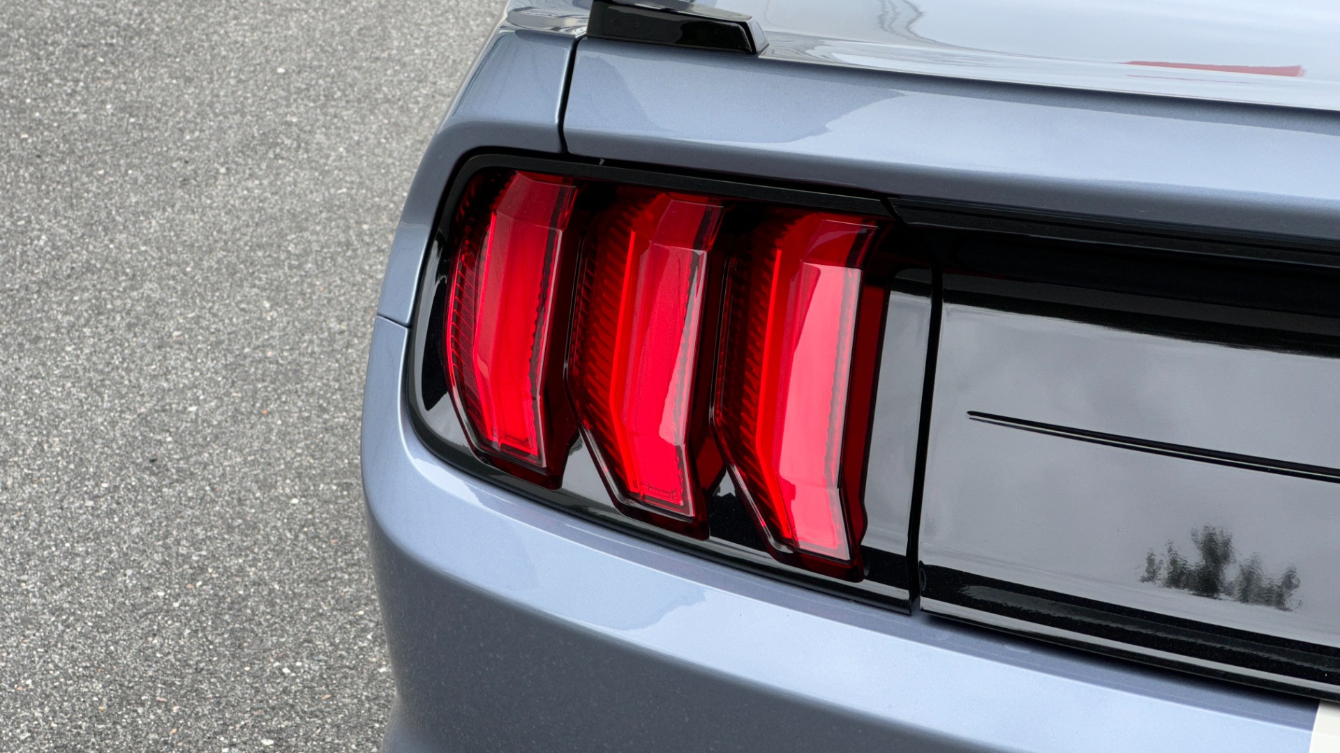 Used 2022 Ford Shelby GT500 Heritage Carbon Fiber Track Pack for sale $155,000 at Formula Imports in Charlotte NC 28227 41