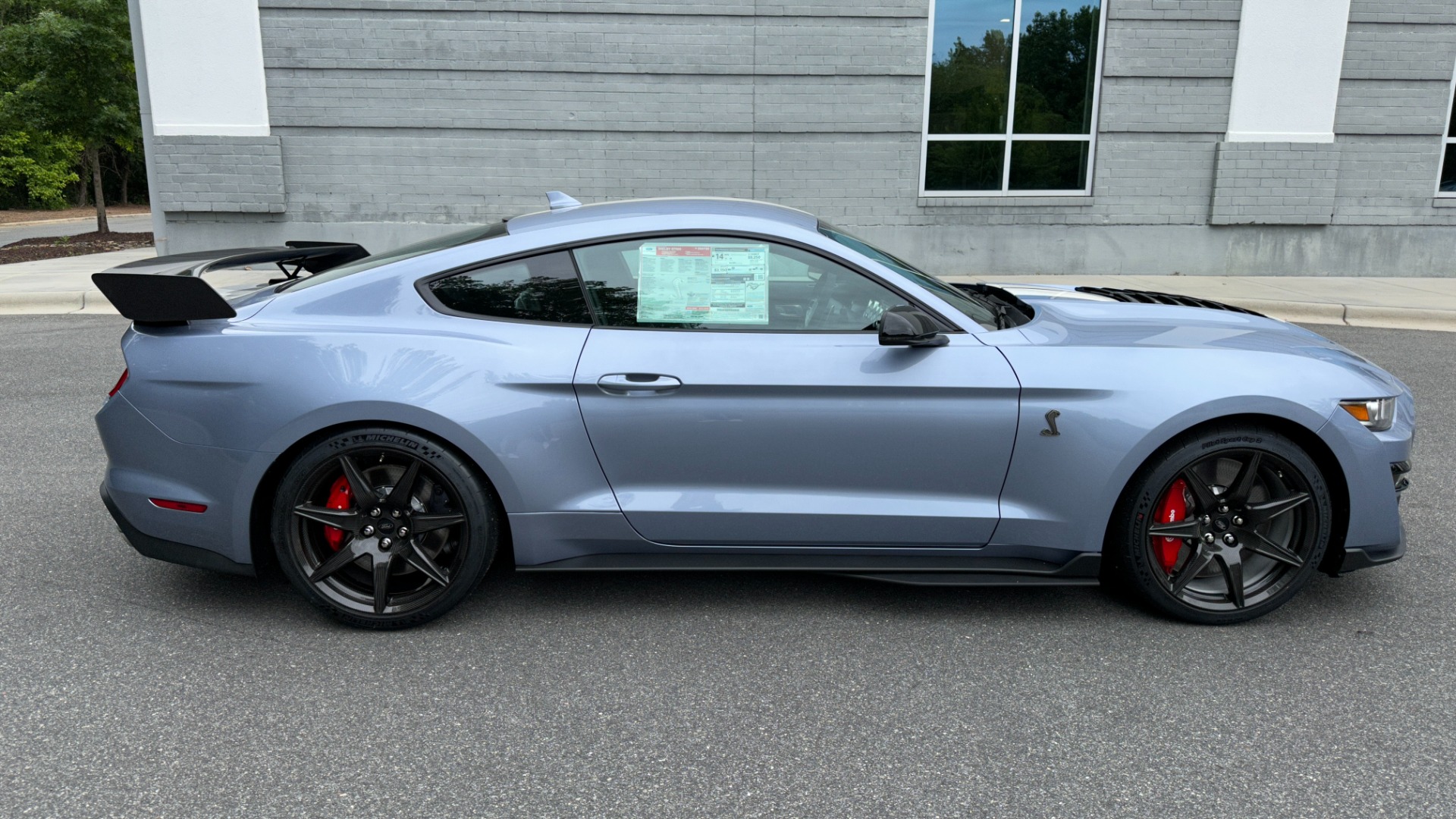 Used 2022 Ford Shelby GT500 Heritage Carbon Fiber Track Pack for sale $155,000 at Formula Imports in Charlotte NC 28227 9