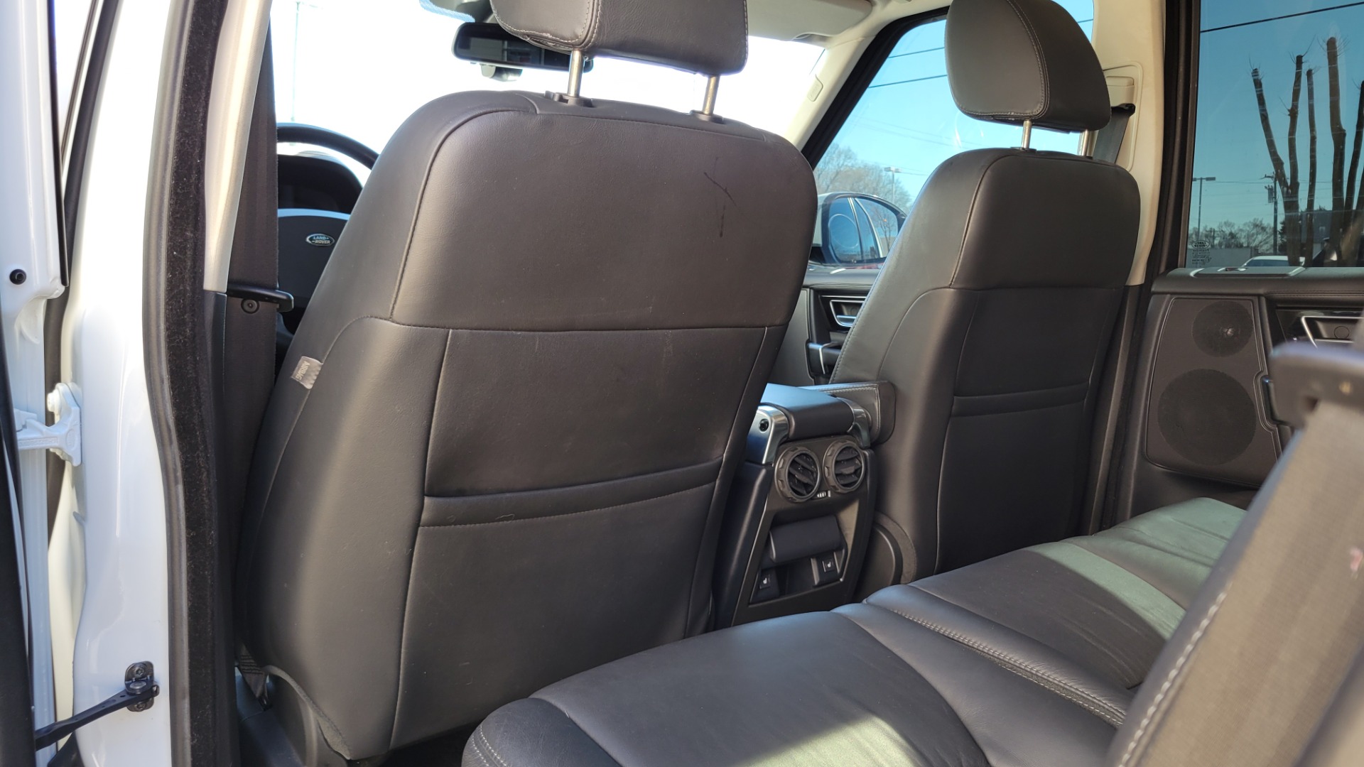 Used 2014 Land Rover LR4 HSE LUX / NAV / SUNROOF / 3-ROW / MERIDIAN / VISION ASST for sale Sold at Formula Imports in Charlotte NC 28227 52