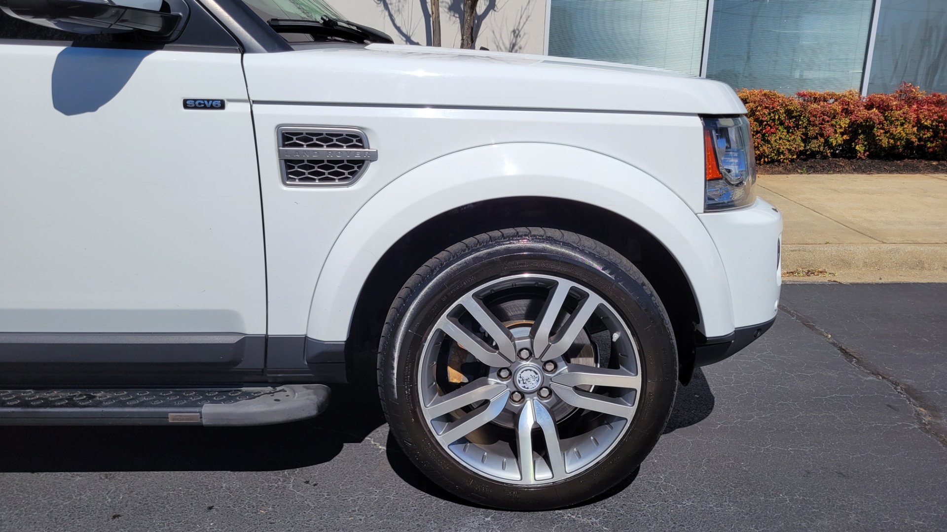 Used 2014 Land Rover LR4 HSE LUX / NAV / SUNROOF / 3-ROW / MERIDIAN / VISION ASST for sale Sold at Formula Imports in Charlotte NC 28227 74