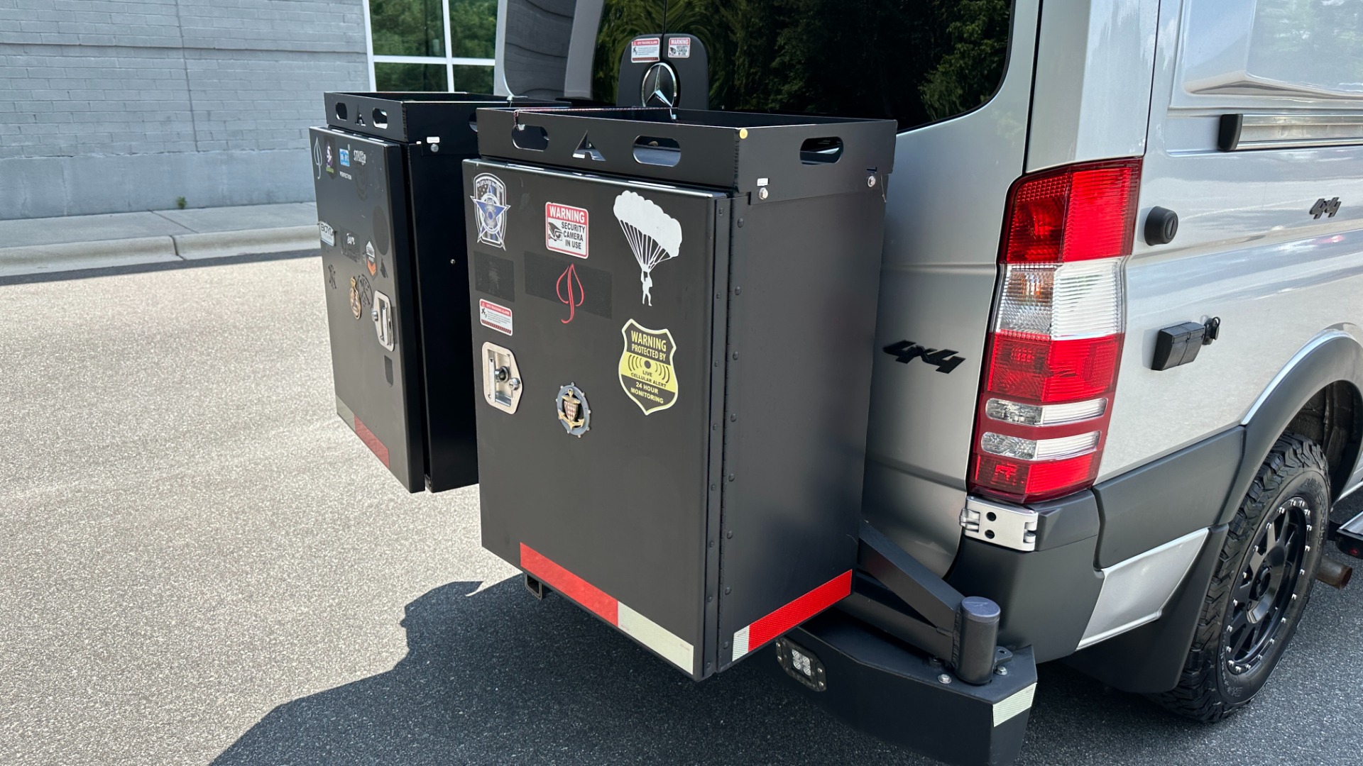 Used 2018 Mercedes-Benz Sprinter Winnebego OVERLANDER / CONVERSION SPRINTER / 4X4 / KITCHEN / BATHROOM / AIR / AWNING for sale $129,000 at Formula Imports in Charlotte NC 28227 16