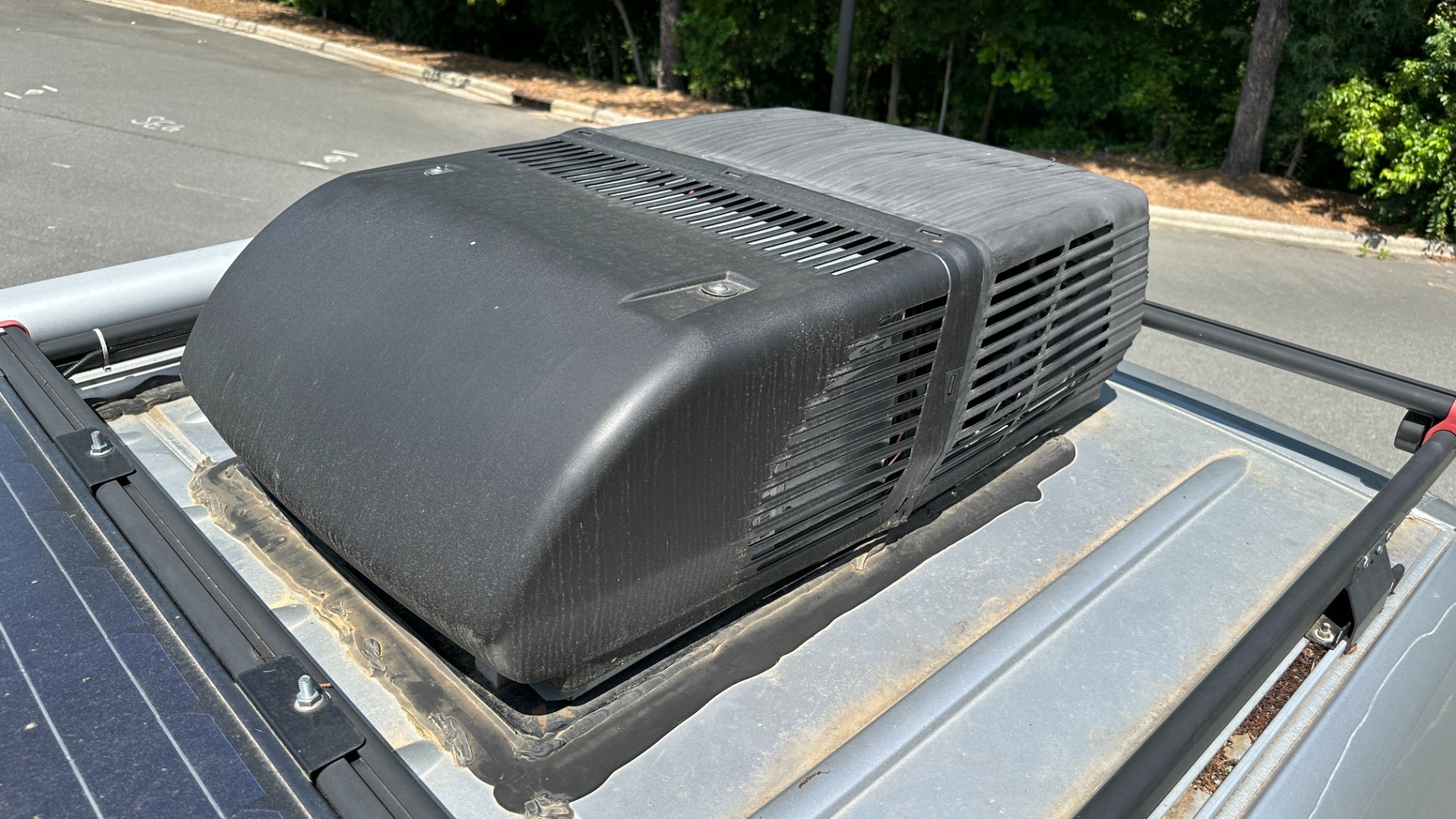 Used 2018 Mercedes-Benz Sprinter Winnebego OVERLANDER / CONVERSION SPRINTER / 4X4 / KITCHEN / BATHROOM / AIR / AWNING for sale $129,000 at Formula Imports in Charlotte NC 28227 27