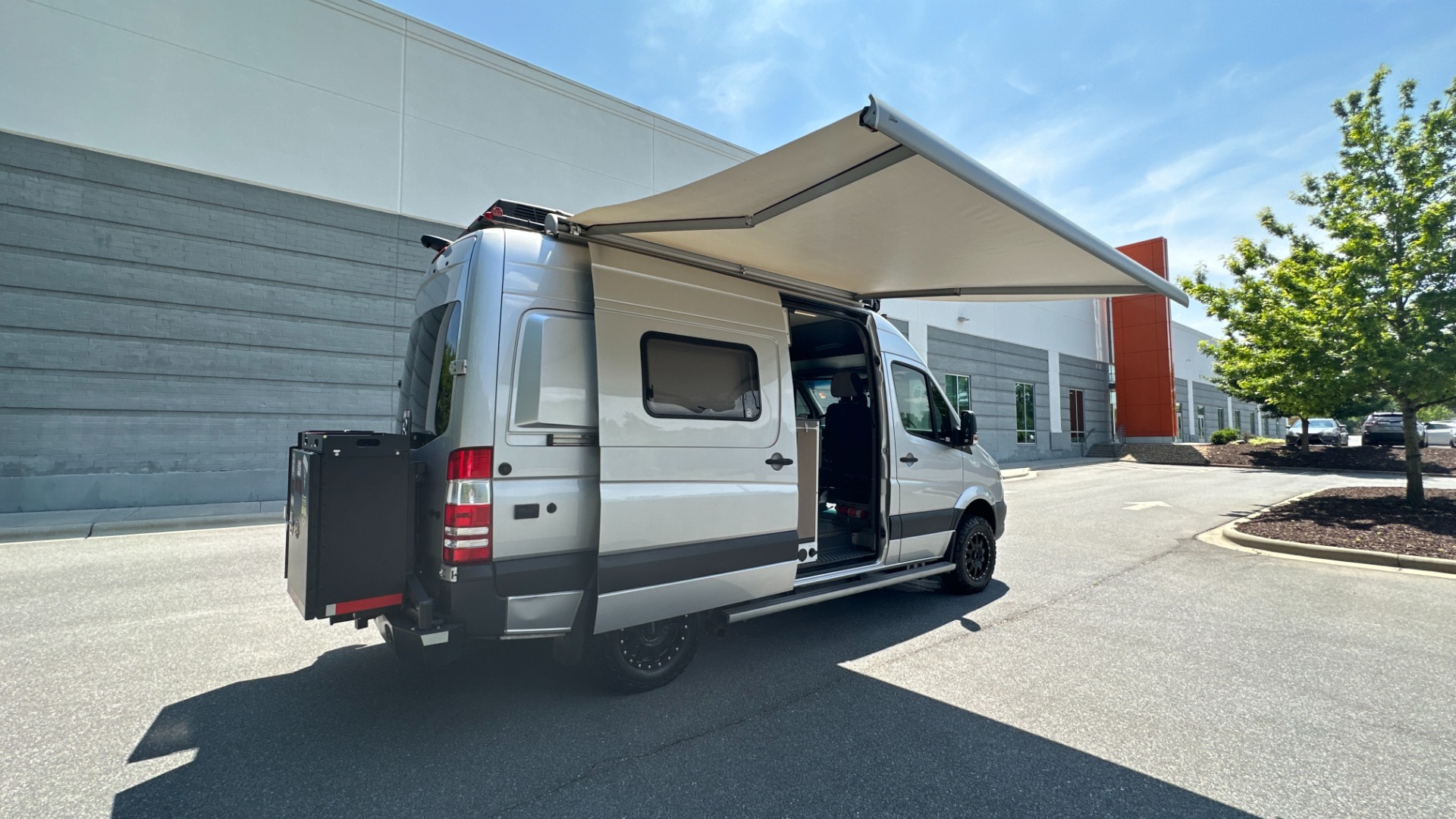 Used 2018 Mercedes-Benz Sprinter Winnebego OVERLANDER / CONVERSION SPRINTER / 4X4 / KITCHEN / BATHROOM / AIR / AWNING for sale $129,000 at Formula Imports in Charlotte NC 28227 4