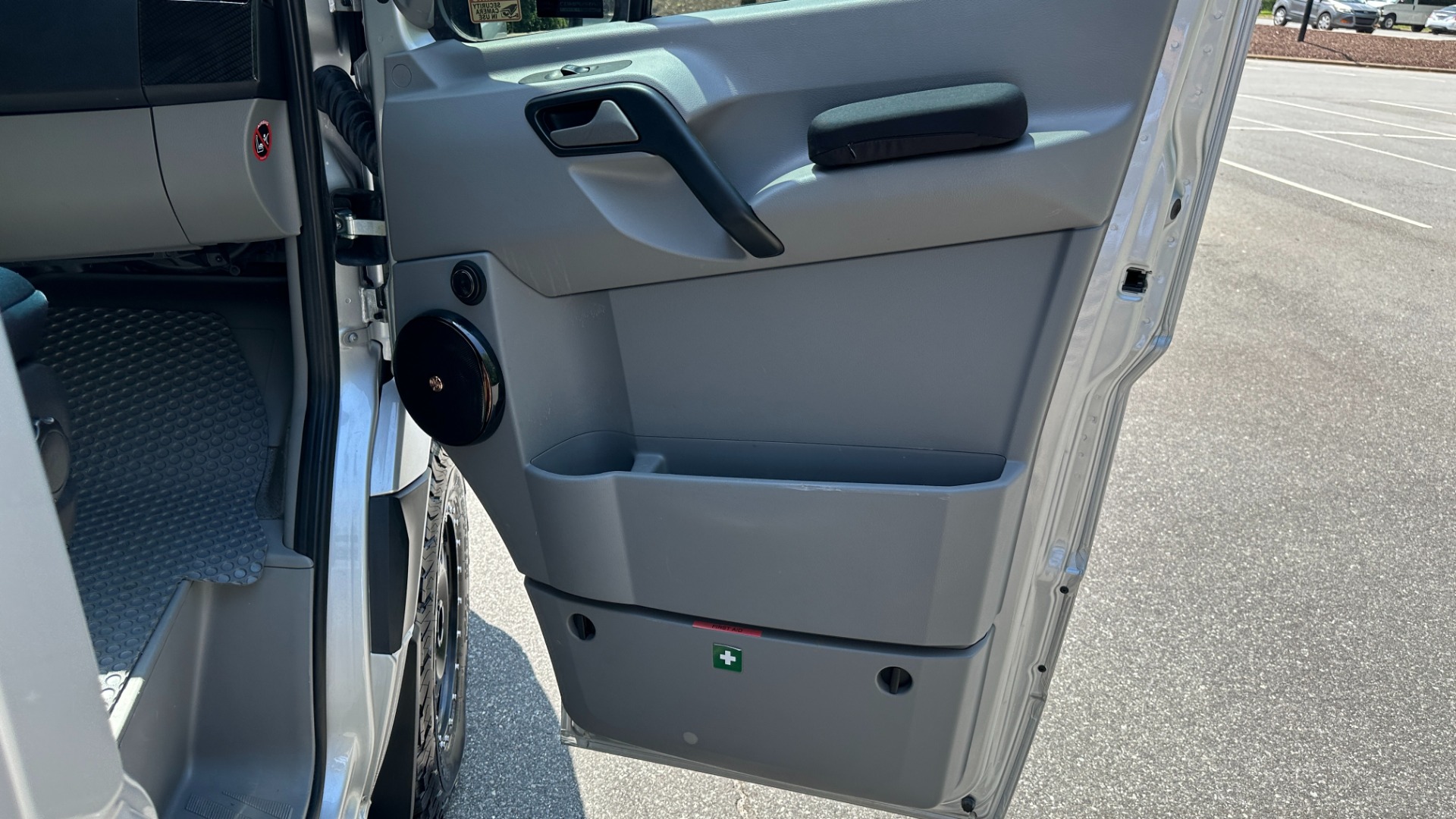 Used 2018 Mercedes-Benz Sprinter Winnebego OVERLANDER / CONVERSION SPRINTER / 4X4 / KITCHEN / BATHROOM / AIR / AWNING for sale $129,000 at Formula Imports in Charlotte NC 28227 46