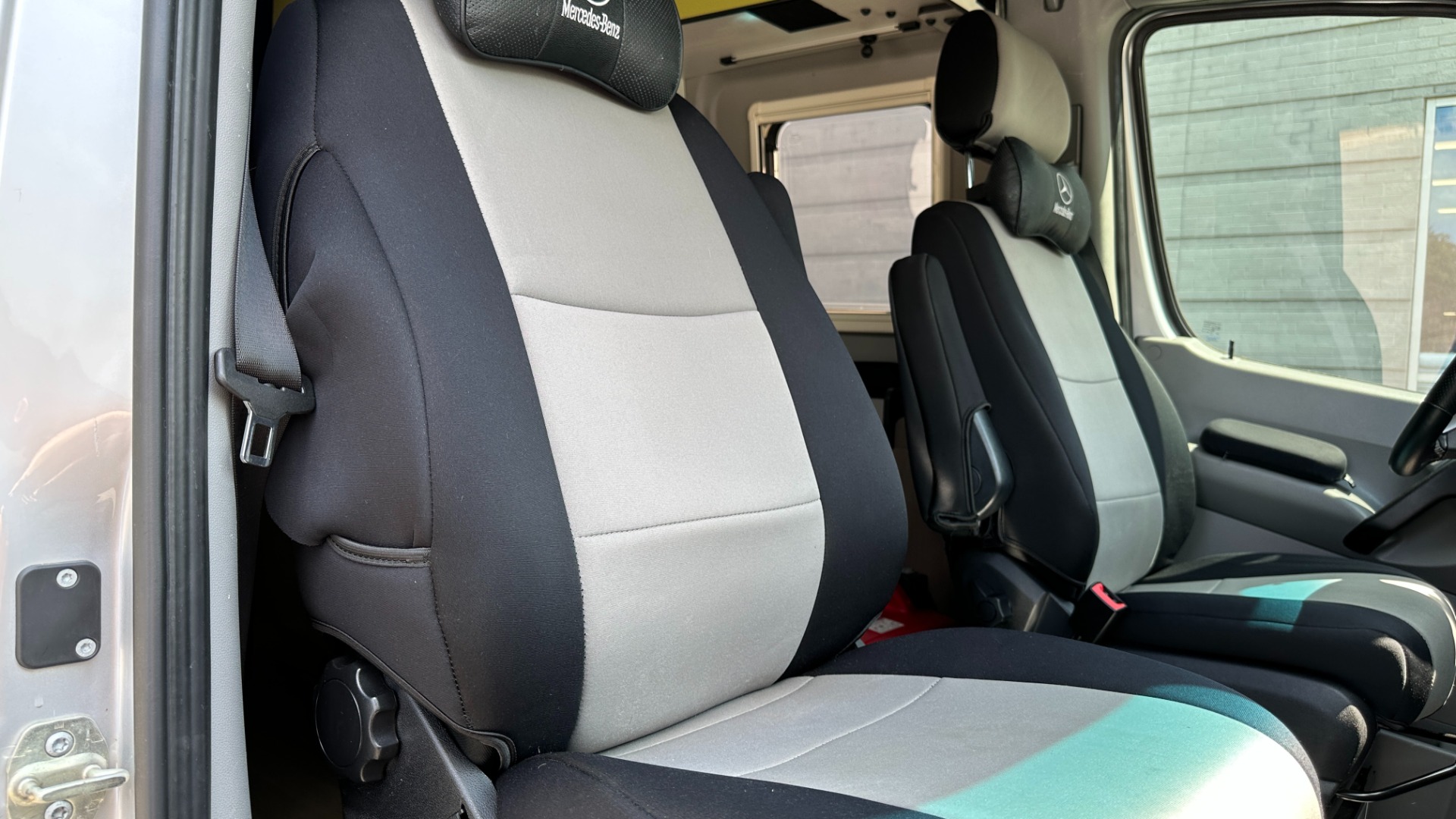 Used 2018 Mercedes-Benz Sprinter Winnebego OVERLANDER / CONVERSION SPRINTER / 4X4 / KITCHEN / BATHROOM / AIR / AWNING for sale $129,000 at Formula Imports in Charlotte NC 28227 49