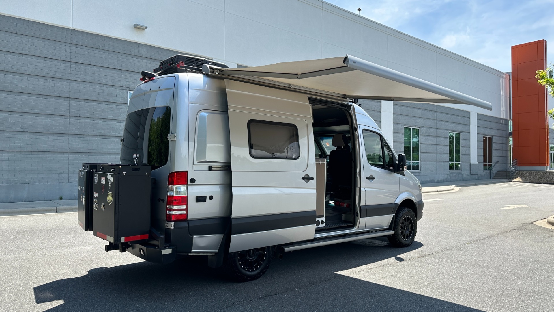 Used 2018 Mercedes-Benz Sprinter Winnebego OVERLANDER / CONVERSION SPRINTER / 4X4 / KITCHEN / BATHROOM / AIR / AWNING for sale $129,000 at Formula Imports in Charlotte NC 28227 86