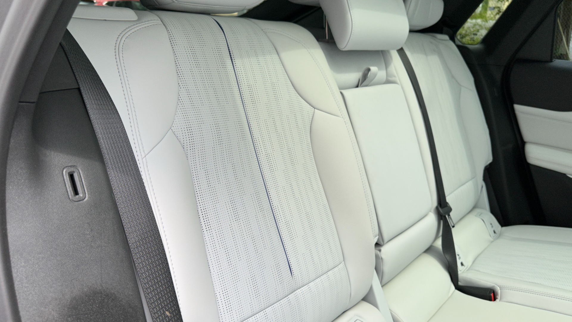 Used 2023 Cadillac LYRIQ AWD Luxury for sale $76,000 at Formula Imports in Charlotte NC 28227 41