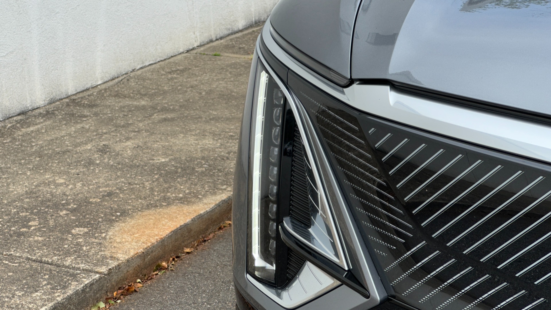 Used 2023 Cadillac LYRIQ AWD Luxury for sale $76,000 at Formula Imports in Charlotte NC 28227 44