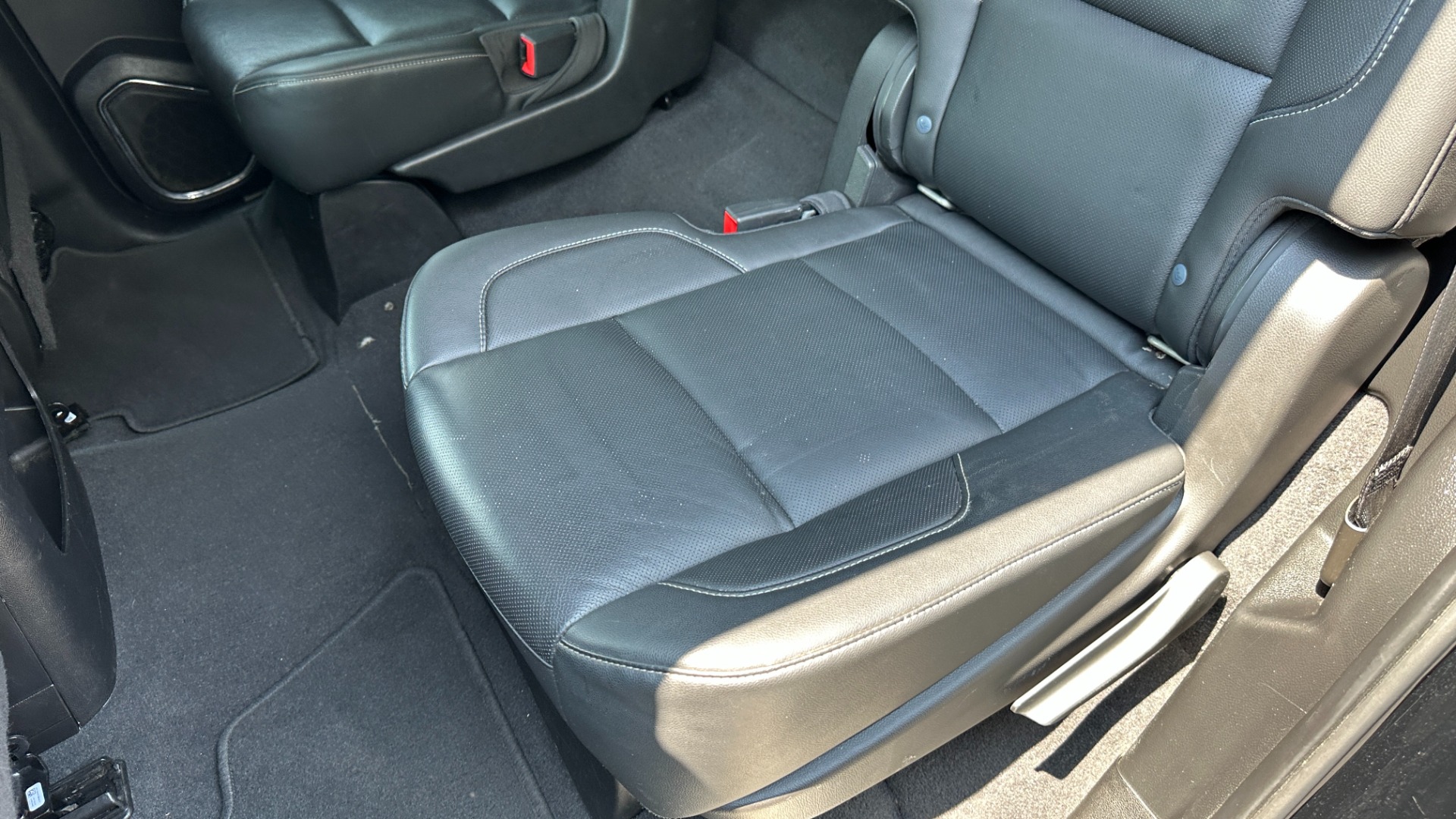 Used 2020 GMC Yukon SLT / OPEN ROAD PKG / CAPTAIN CHAIRS / CHROME GRILLE / POLISHED WHEELS for sale $47,695 at Formula Imports in Charlotte NC 28227 28