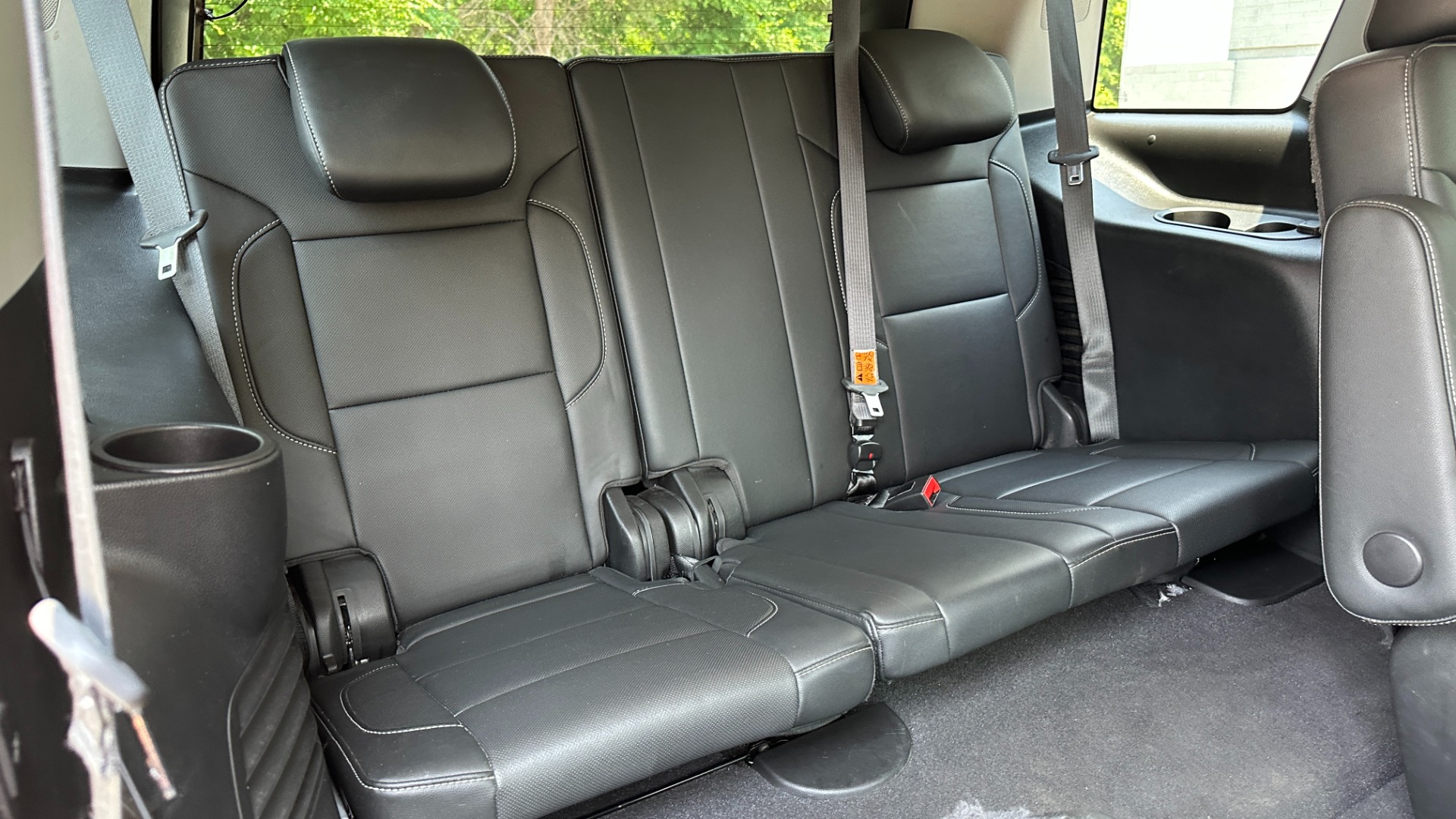 Used 2020 GMC Yukon SLT / OPEN ROAD PKG / CAPTAIN CHAIRS / CHROME GRILLE / POLISHED WHEELS for sale $47,695 at Formula Imports in Charlotte NC 28227 40