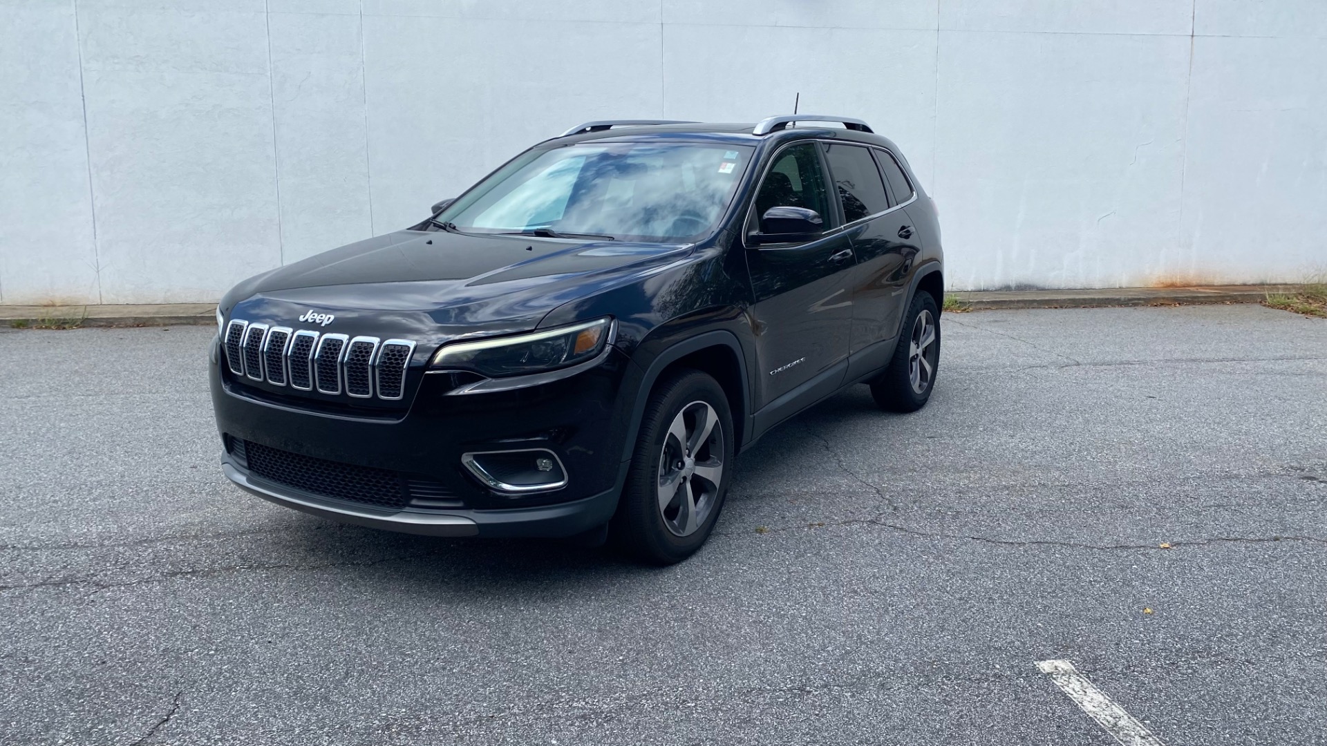 Used 2019 Jeep Cherokee Limited for sale $22,750 at Formula Imports in Charlotte NC 28227 2