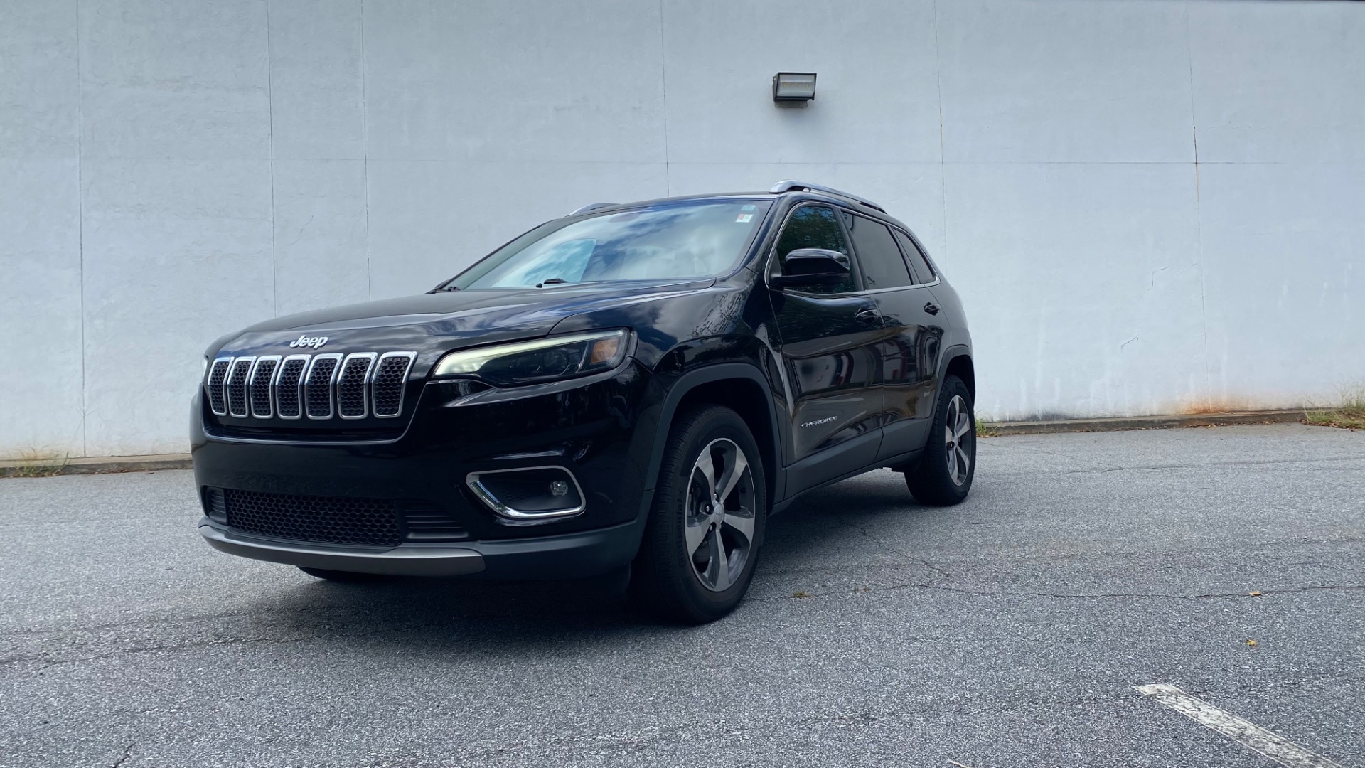 Used 2019 Jeep Cherokee Limited for sale $22,750 at Formula Imports in Charlotte NC 28227 1