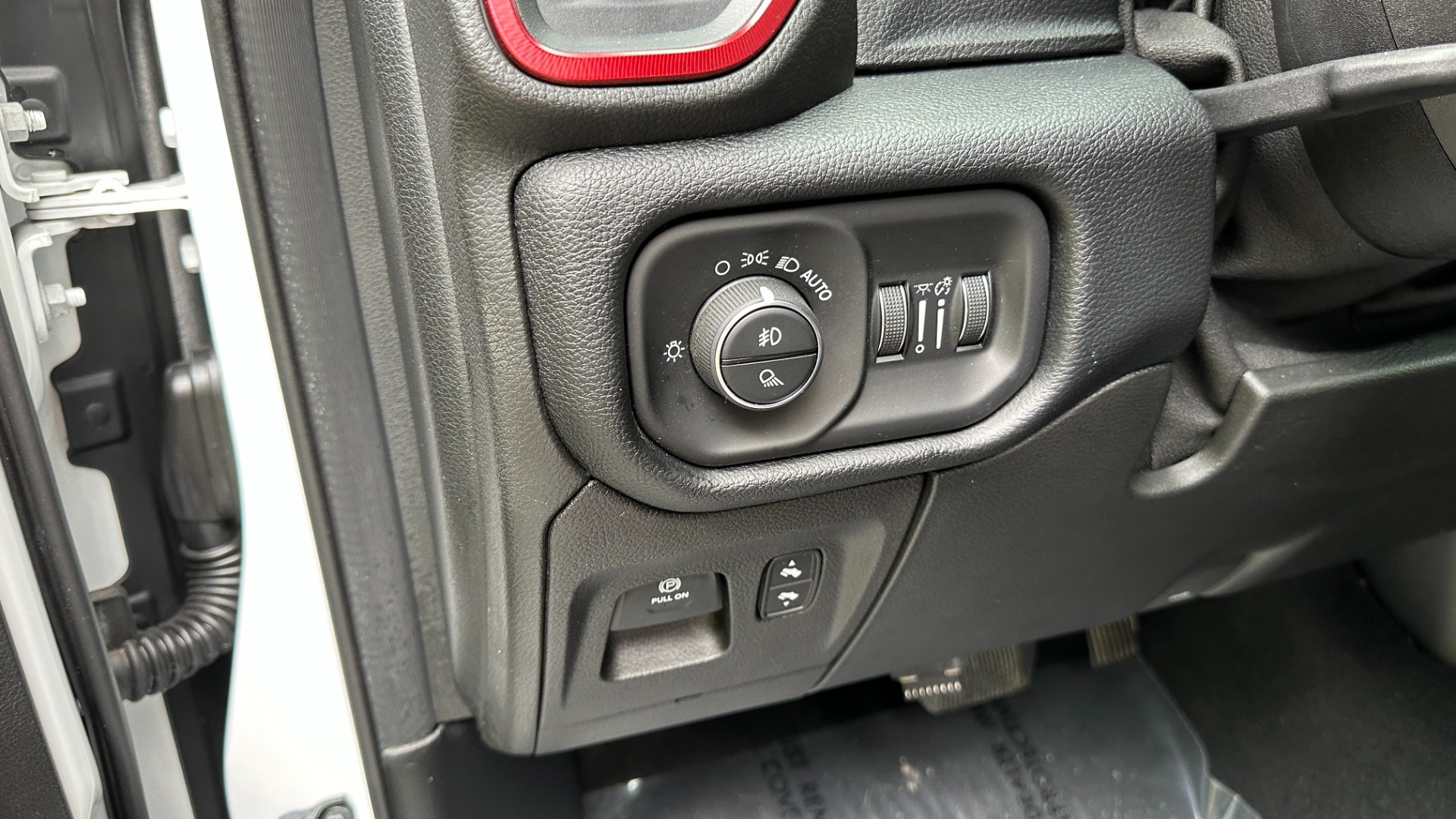 Used 2019 Ram 1500 REBEL / KC LIGHTS / BORLA EXHUAST / ALPINE / TOUCH SCREEN for sale $36,995 at Formula Imports in Charlotte NC 28227 15