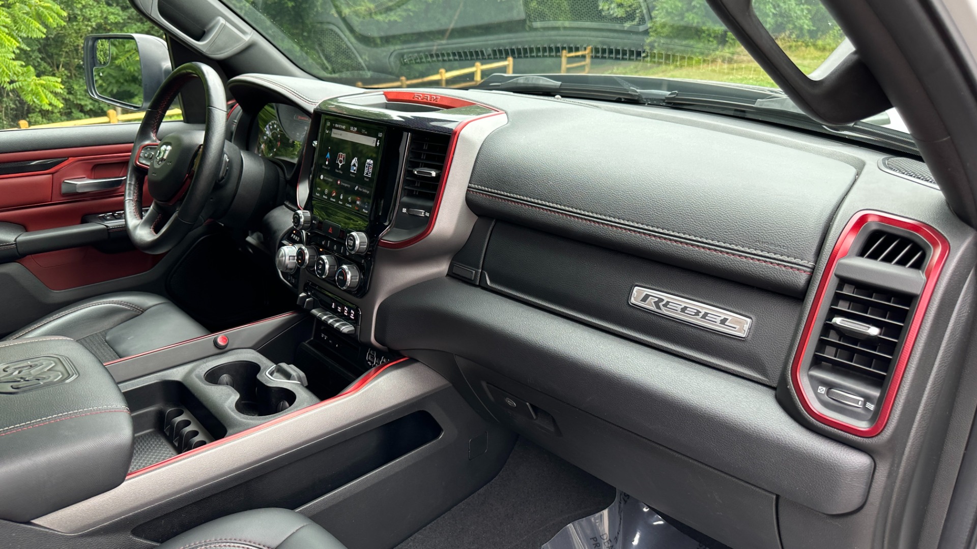 Used 2019 Ram 1500 REBEL / KC LIGHTS / BORLA EXHUAST / ALPINE / TOUCH SCREEN for sale $36,995 at Formula Imports in Charlotte NC 28227 37