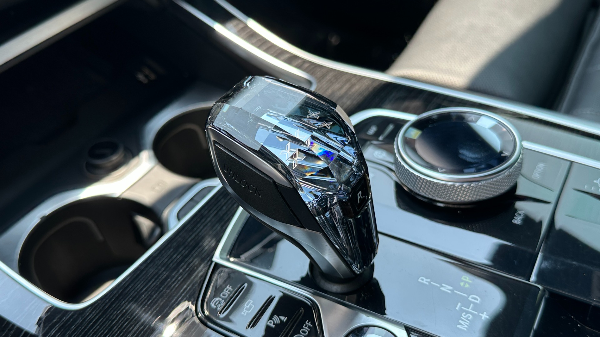 Used 2019 BMW X7 xDrive50i / EXECUTIVE / M SPORT / EXECUTIVE / DYNAMIC HANDLING / LEATHER for sale $53,800 at Formula Imports in Charlotte NC 28227 24