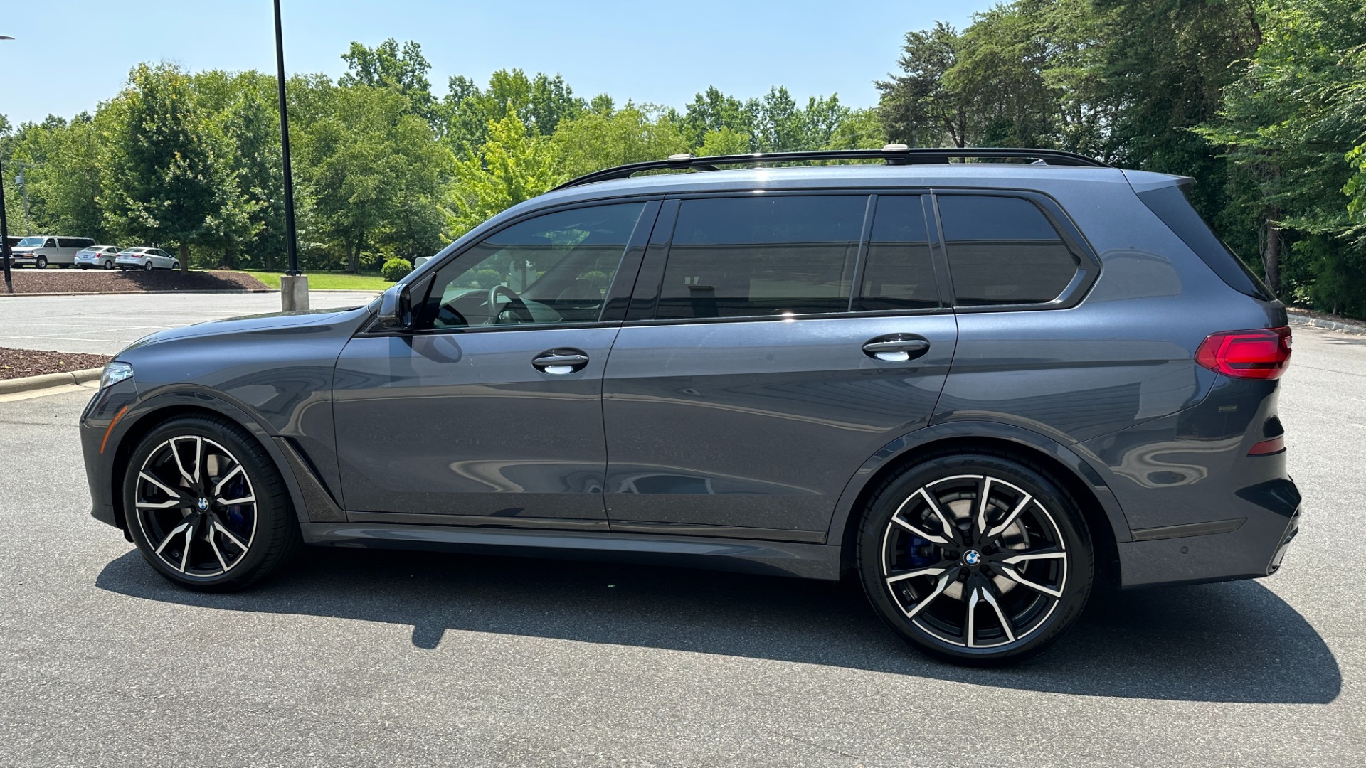 Used 2019 BMW X7 xDrive50i / EXECUTIVE / M SPORT / EXECUTIVE / DYNAMIC HANDLING / LEATHER for sale $53,800 at Formula Imports in Charlotte NC 28227 3
