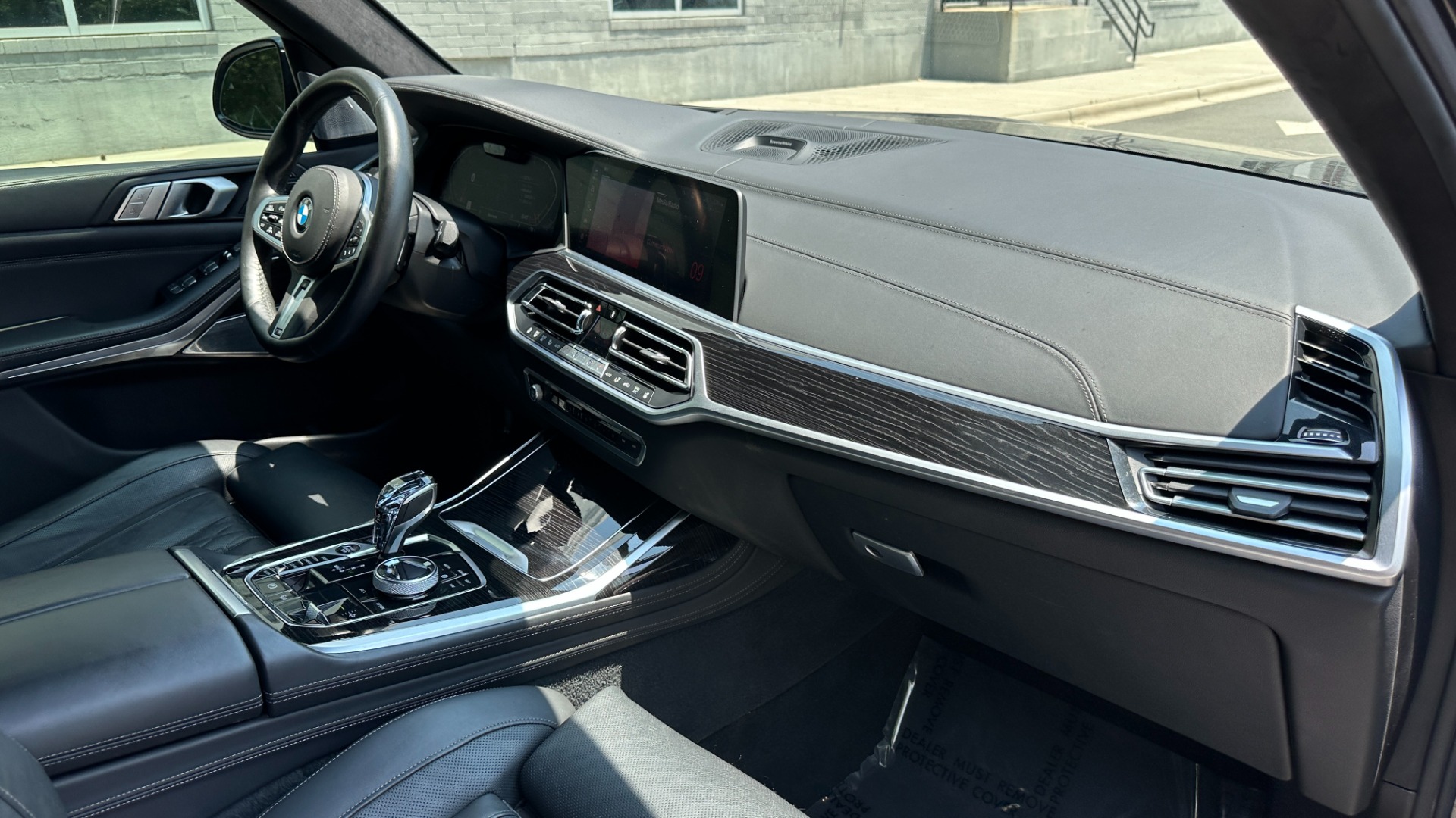 Used 2019 BMW X7 xDrive50i / EXECUTIVE / M SPORT / EXECUTIVE / DYNAMIC HANDLING / LEATHER for sale $53,800 at Formula Imports in Charlotte NC 28227 40