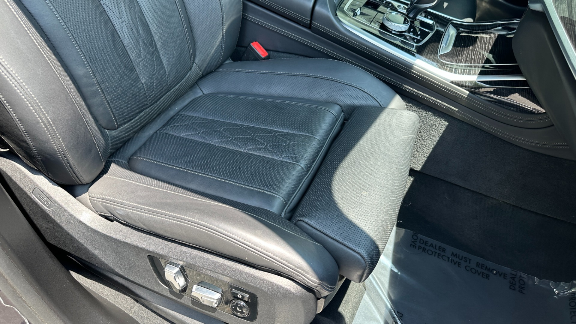 Used 2019 BMW X7 xDrive50i / EXECUTIVE / M SPORT / EXECUTIVE / DYNAMIC HANDLING / LEATHER for sale $53,800 at Formula Imports in Charlotte NC 28227 43