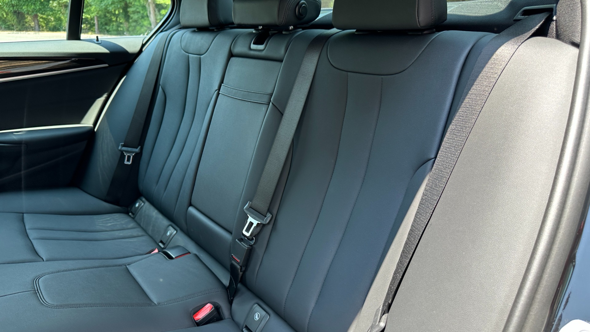 Used 2019 BMW 5 Series 530i xDrive / HEATED SEATS / NAV / SUNROOF / REARVIEW CAMERA for sale $30,795 at Formula Imports in Charlotte NC 28227 25