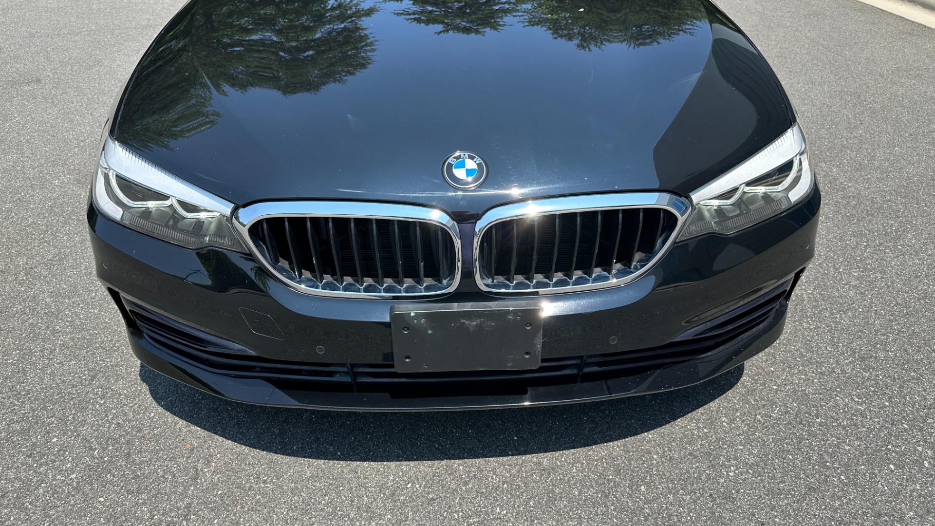 Used 2019 BMW 5 Series 530i xDrive / HEATED SEATS / NAV / SUNROOF / REARVIEW CAMERA for sale $30,795 at Formula Imports in Charlotte NC 28227 8