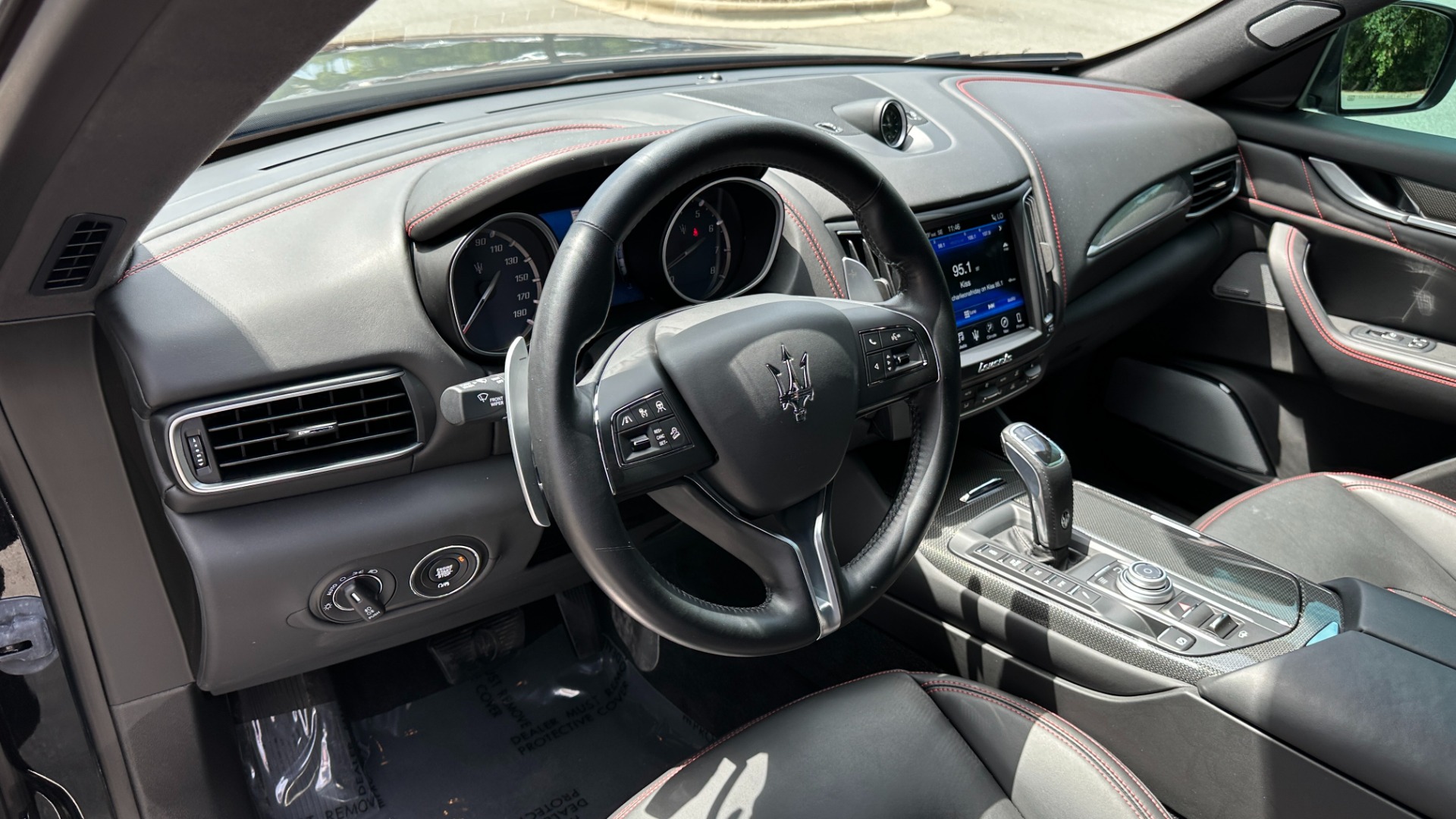 Used 2019 Maserati Levante S GRANLUSSO / RED STITCHING / PADDLE SHIFTERS / PANORAMIC SUNROOF for sale $48,995 at Formula Imports in Charlotte NC 28227 10