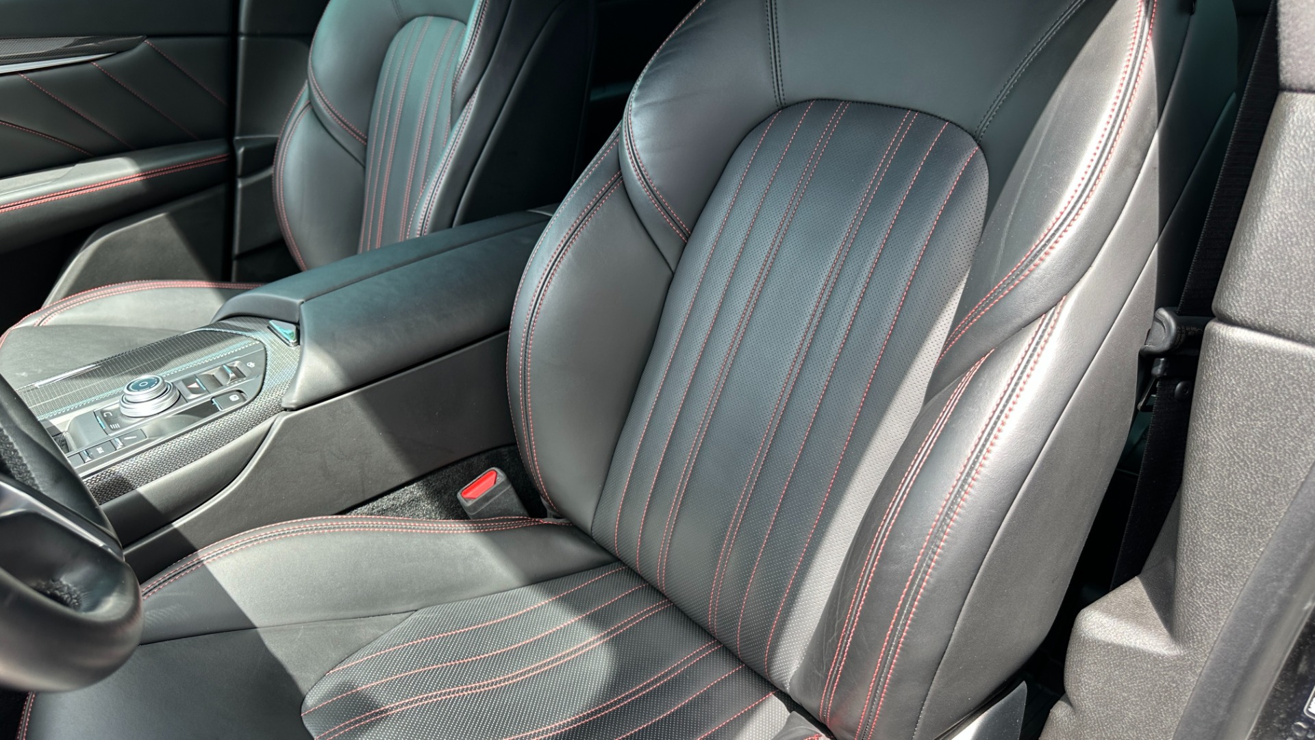 Used 2019 Maserati Levante S GRANLUSSO / RED STITCHING / PADDLE SHIFTERS / PANORAMIC SUNROOF for sale $48,995 at Formula Imports in Charlotte NC 28227 13