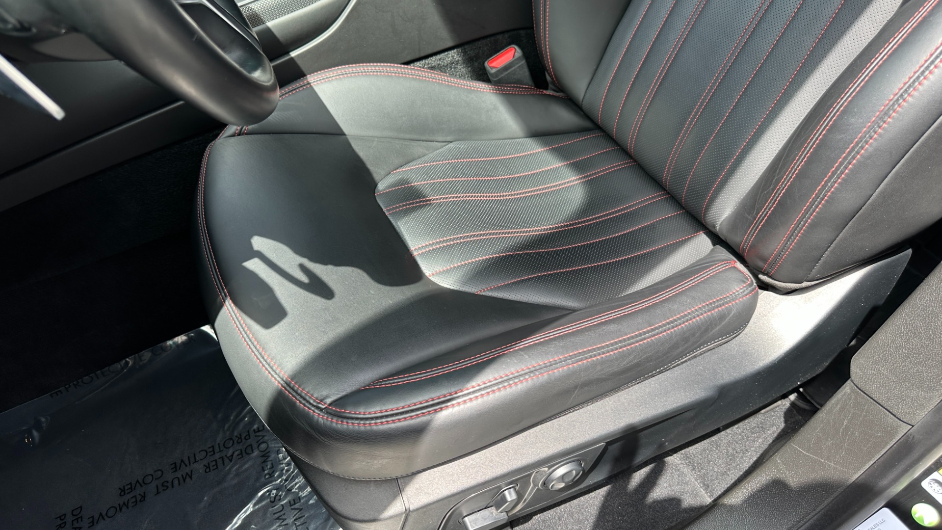 Used 2019 Maserati Levante S GRANLUSSO / RED STITCHING / PADDLE SHIFTERS / PANORAMIC SUNROOF for sale Sold at Formula Imports in Charlotte NC 28227 15