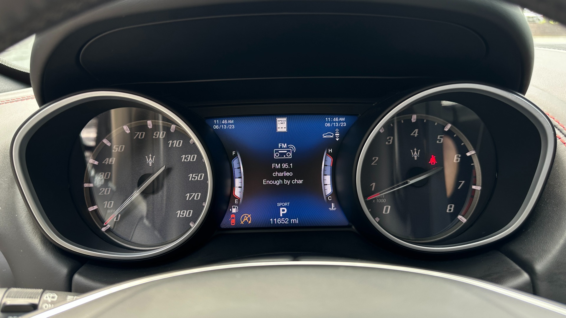 Used 2019 Maserati Levante S GRANLUSSO / RED STITCHING / PADDLE SHIFTERS / PANORAMIC SUNROOF for sale $48,995 at Formula Imports in Charlotte NC 28227 19