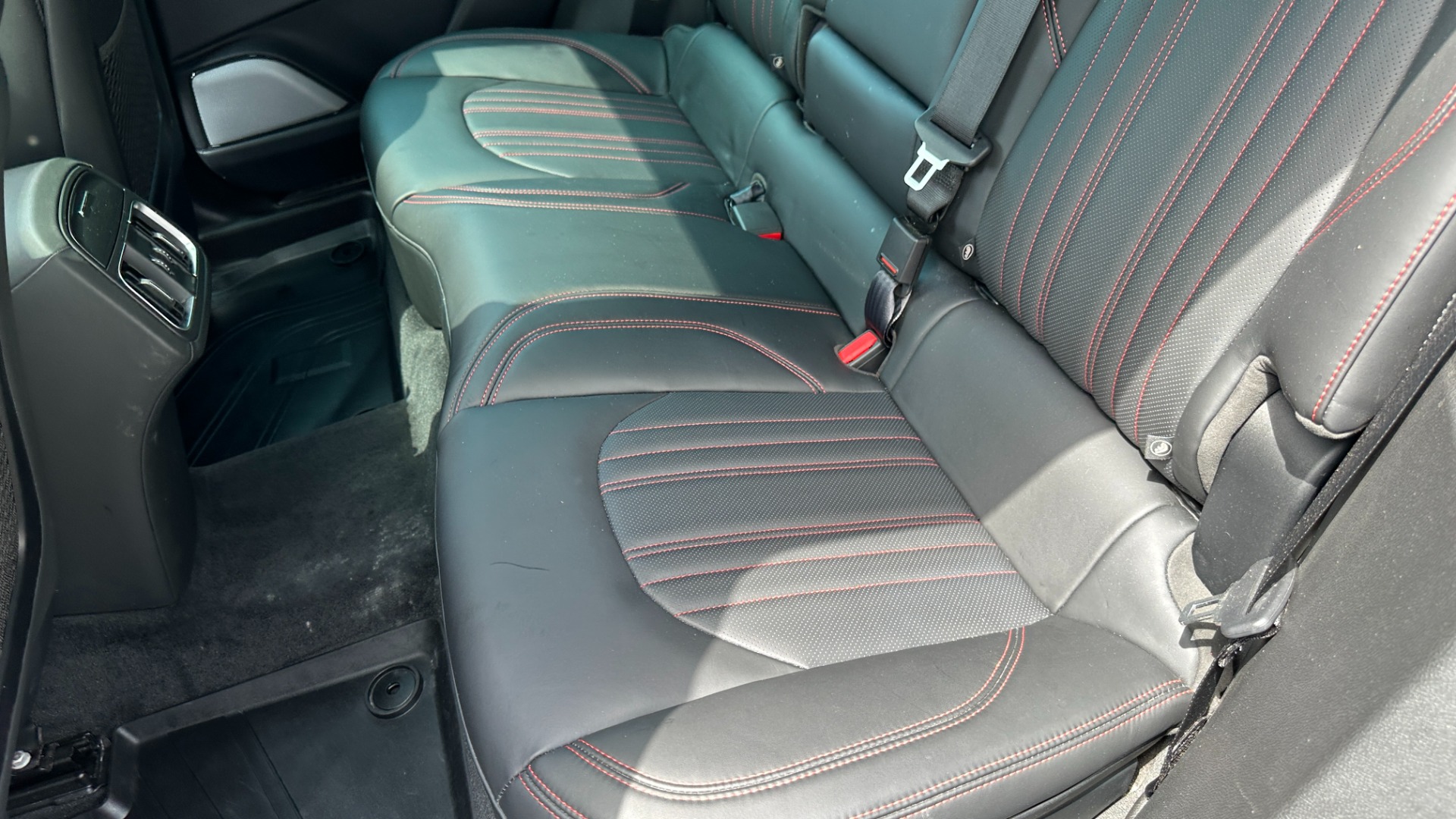 Used 2019 Maserati Levante S GRANLUSSO / RED STITCHING / PADDLE SHIFTERS / PANORAMIC SUNROOF for sale $48,995 at Formula Imports in Charlotte NC 28227 28