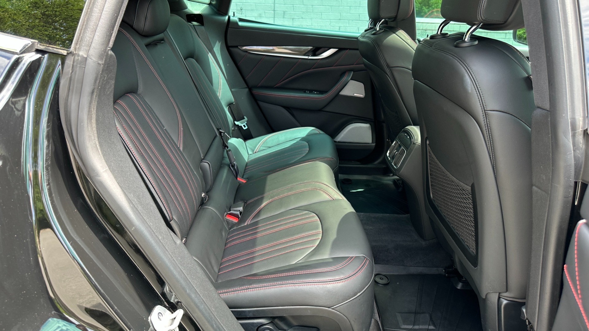 Used 2019 Maserati Levante S GRANLUSSO / RED STITCHING / PADDLE SHIFTERS / PANORAMIC SUNROOF for sale $48,995 at Formula Imports in Charlotte NC 28227 33