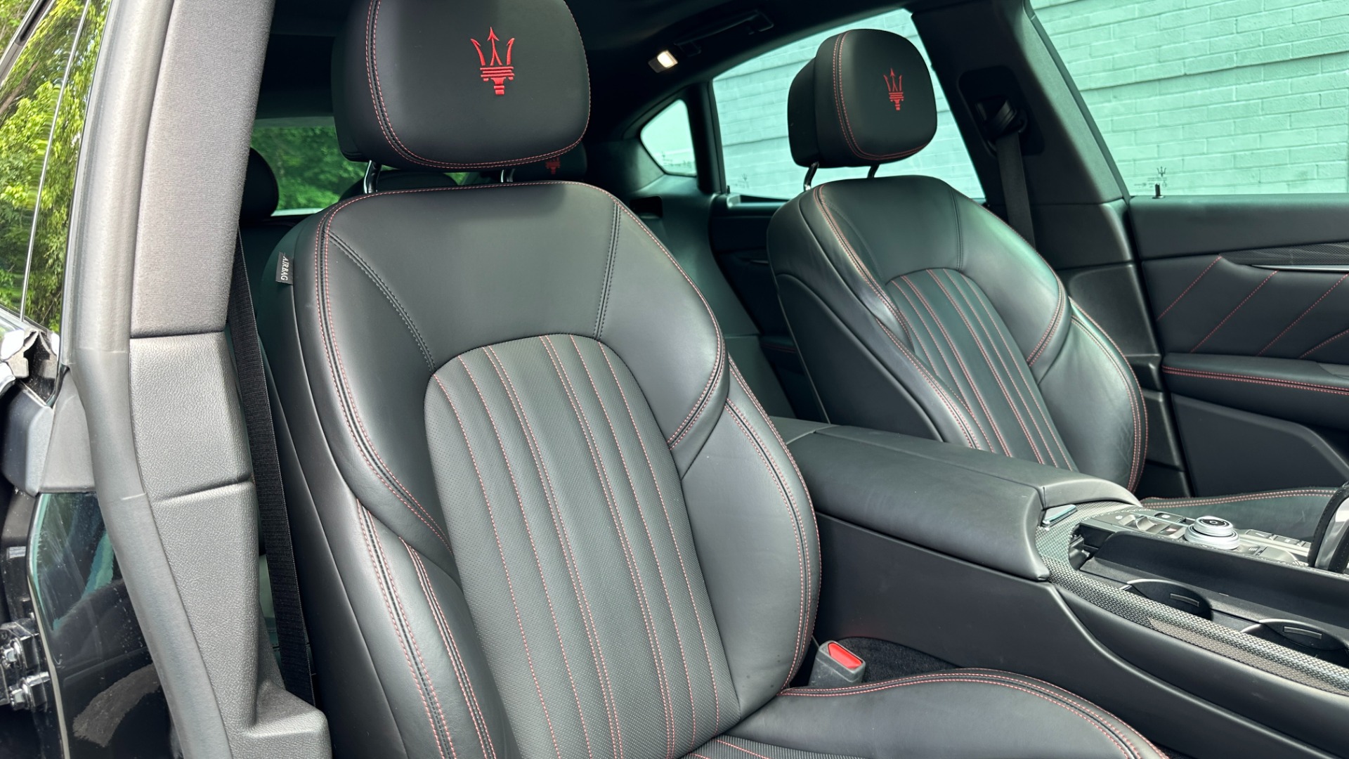 Used 2019 Maserati Levante S GRANLUSSO / RED STITCHING / PADDLE SHIFTERS / PANORAMIC SUNROOF for sale $48,995 at Formula Imports in Charlotte NC 28227 38