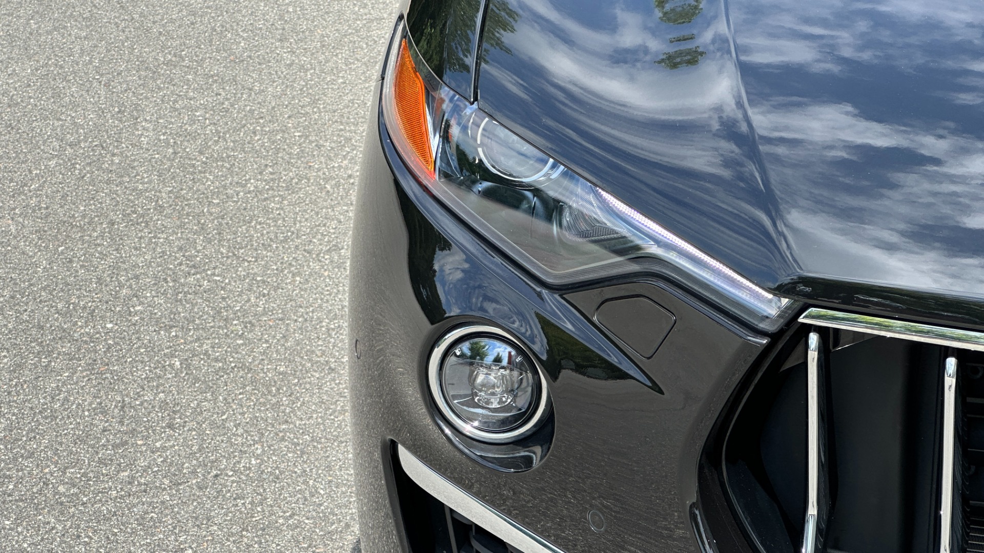 Used 2019 Maserati Levante S GRANLUSSO / RED STITCHING / PADDLE SHIFTERS / PANORAMIC SUNROOF for sale $48,995 at Formula Imports in Charlotte NC 28227 44