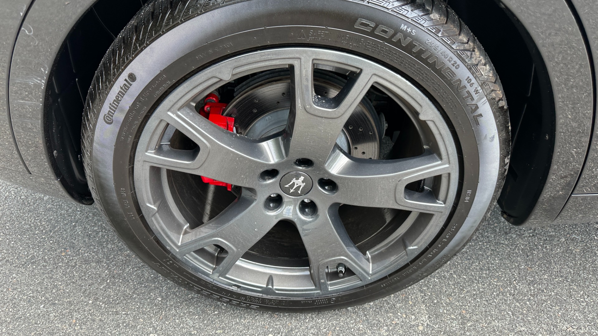 Used 2019 Maserati Levante S GRANLUSSO / RED STITCHING / PADDLE SHIFTERS / PANORAMIC SUNROOF for sale $48,995 at Formula Imports in Charlotte NC 28227 51